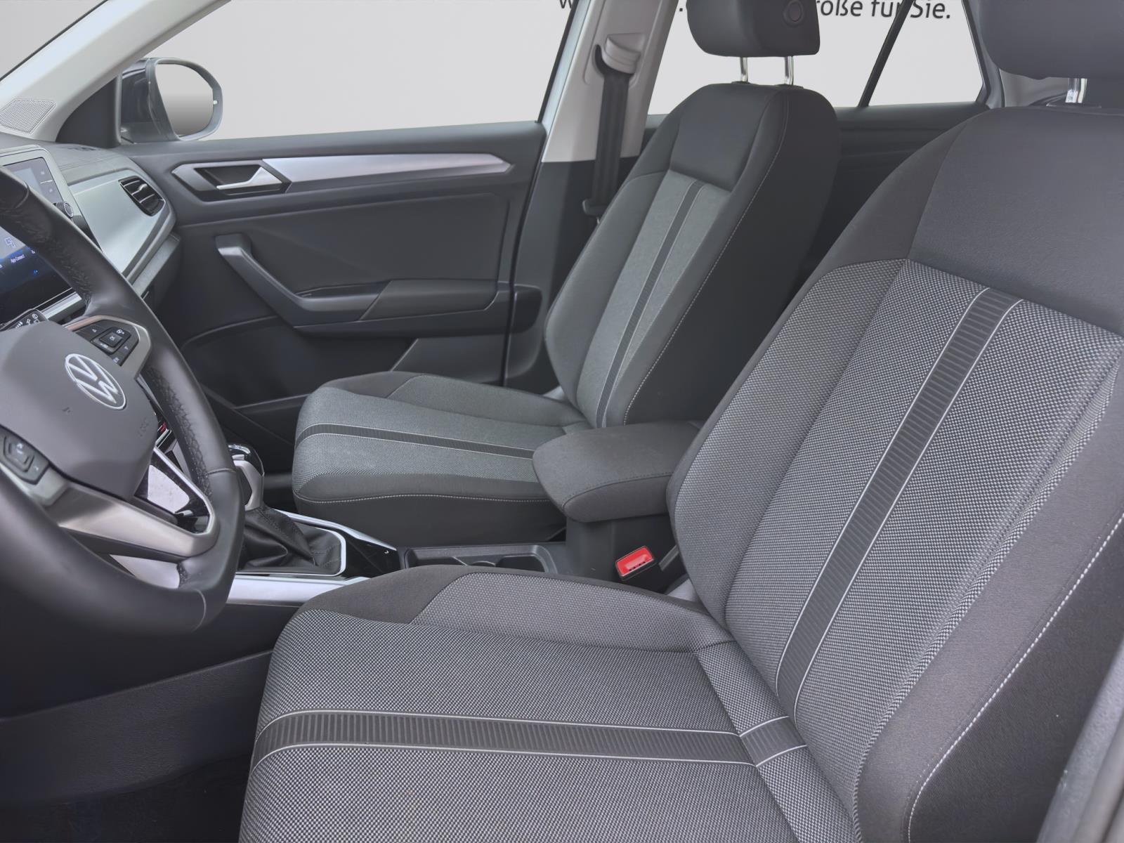 Bild 8: Volkswagen T-Roc 2.0 TDI DSG LIFE NAVI LED SITZHZG PDC