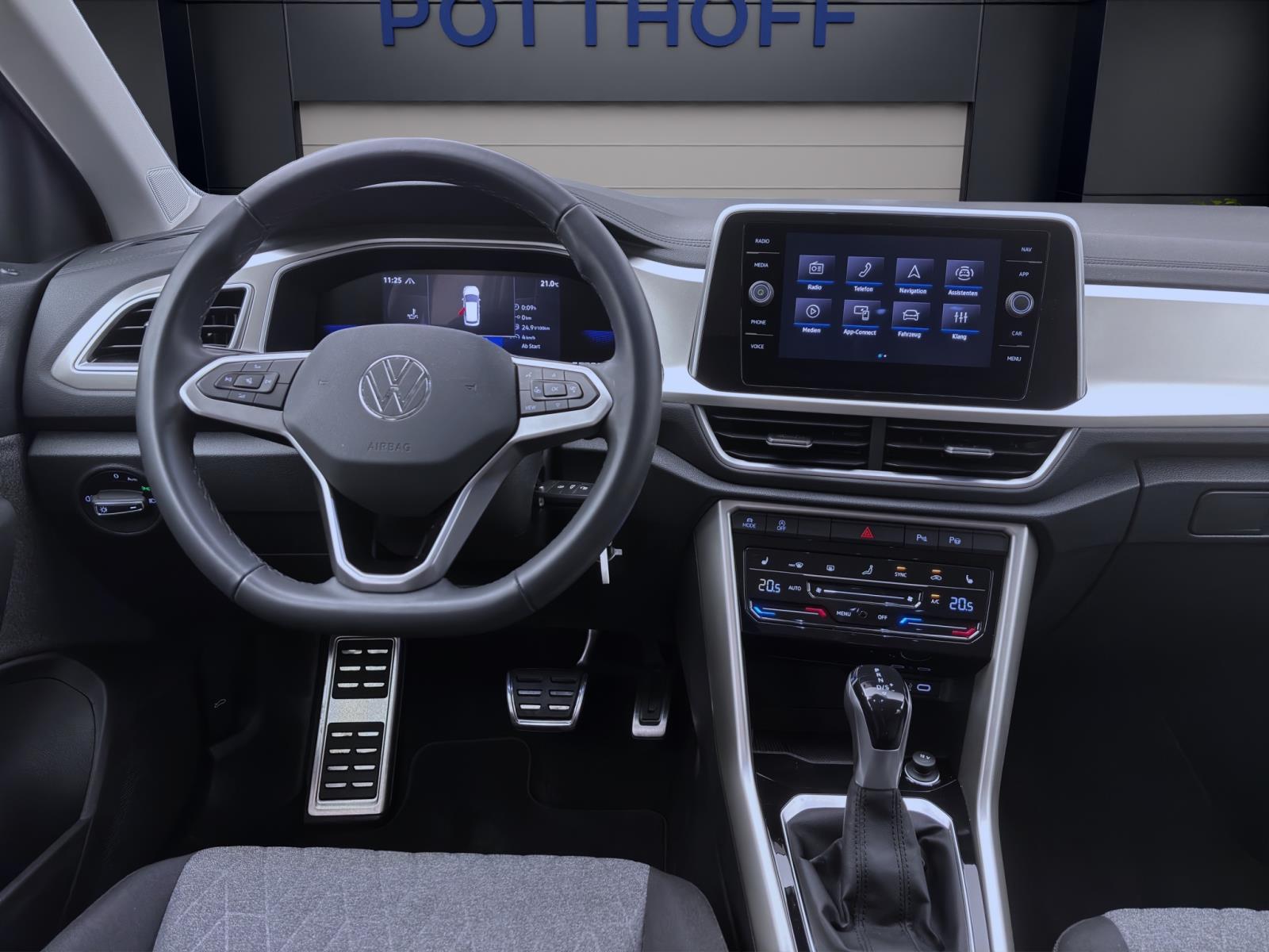 Bild 11: Volkswagen T-Roc 2.0 TDI DSG MOVE NAVI LED SITZHZG PDC