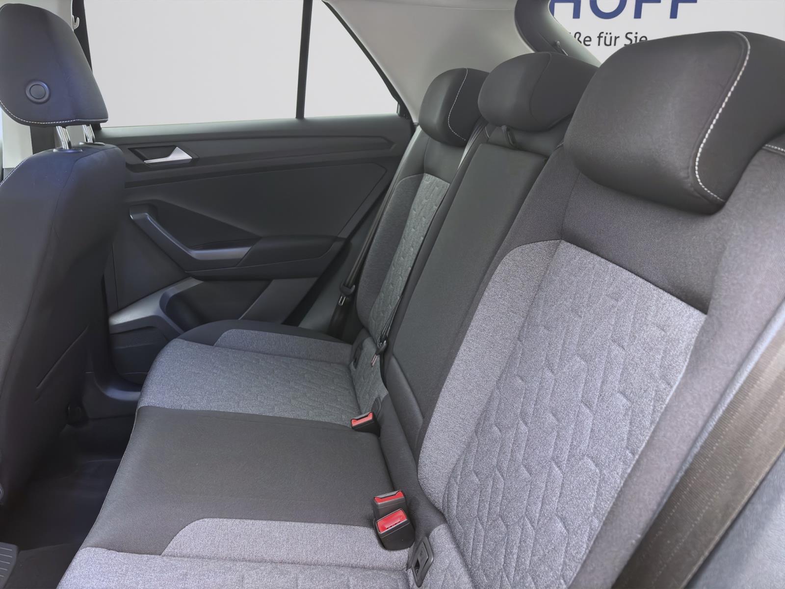 Bild 13: Volkswagen T-Roc 2.0 TDI DSG MOVE NAVI LED SITZHZG PDC