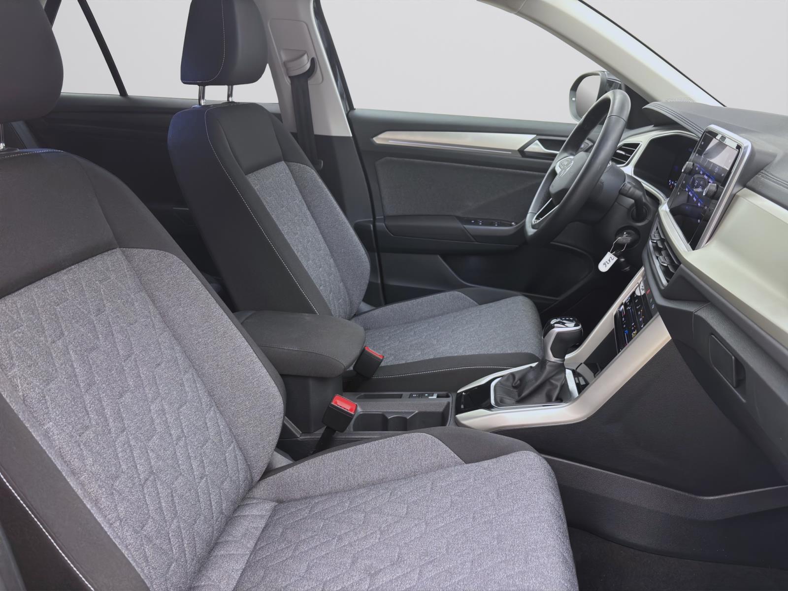 Bild 14: Volkswagen T-Roc 2.0 TDI DSG MOVE NAVI LED SITZHZG PDC