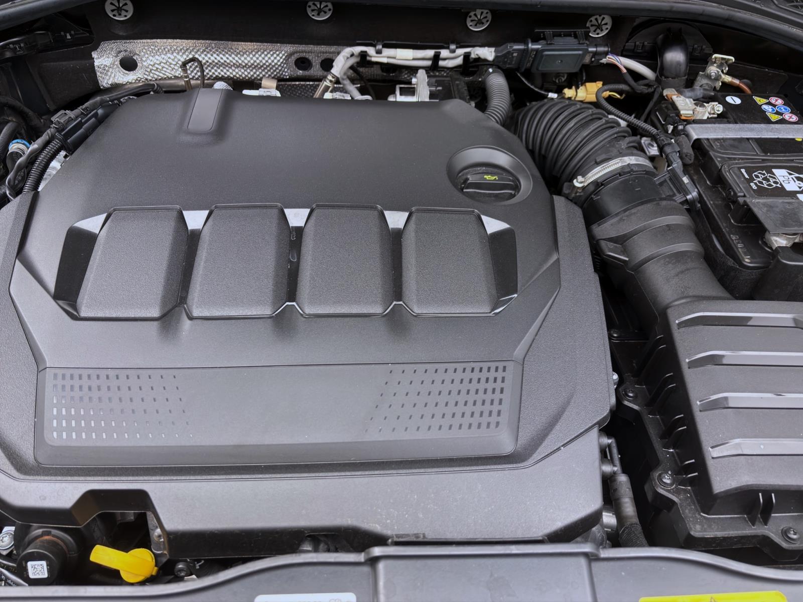 Bild 16: Volkswagen T-Roc 2.0 TDI DSG MOVE NAVI LED SITZHZG PDC