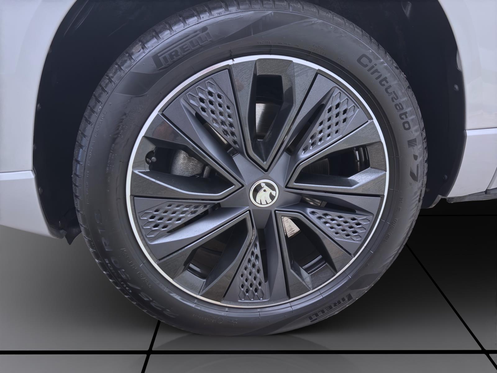 Bild 7: Skoda Karoq 2.0 TSI DSG 4x4 SPORTLINE MATRIX PDC SITZHZG