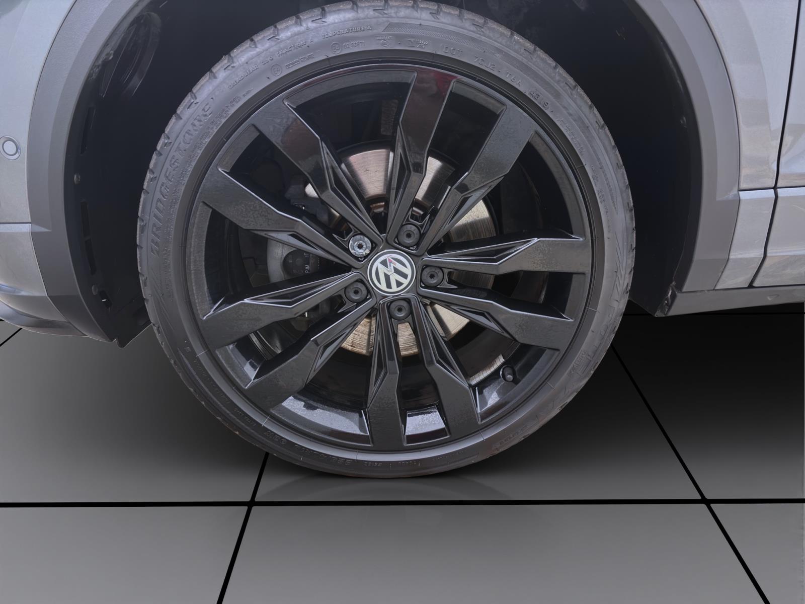 Bild 7: Volkswagen T-Roc 1.5 TSI R-LINE NAVI LED KAMERA SITZHZG