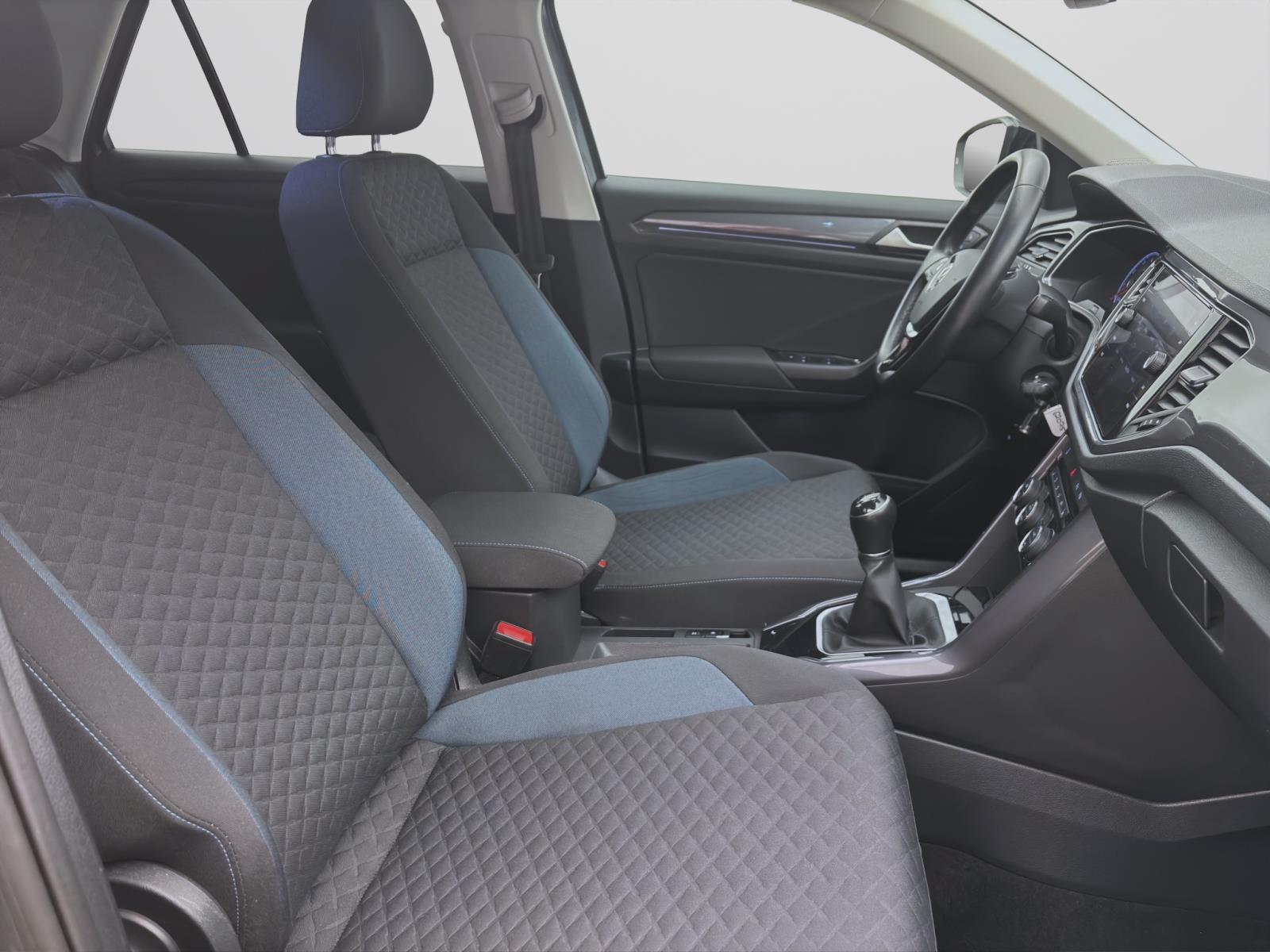 Bild 14: Volkswagen T-Roc 1.5 TSI R-LINE NAVI LED KAMERA SITZHZG