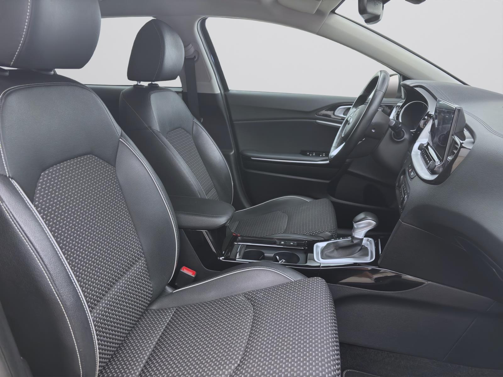 Bild 14: Kia Ceed Sportswagon 1.6 CRDi SPIRIT NAVI PDC KAMERA KLIMA