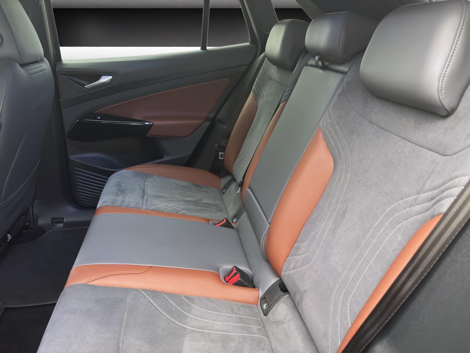 Bild 13: Volkswagen ID.4 PRO PERFORMANCE 1ST AHK NAVI LED ACC