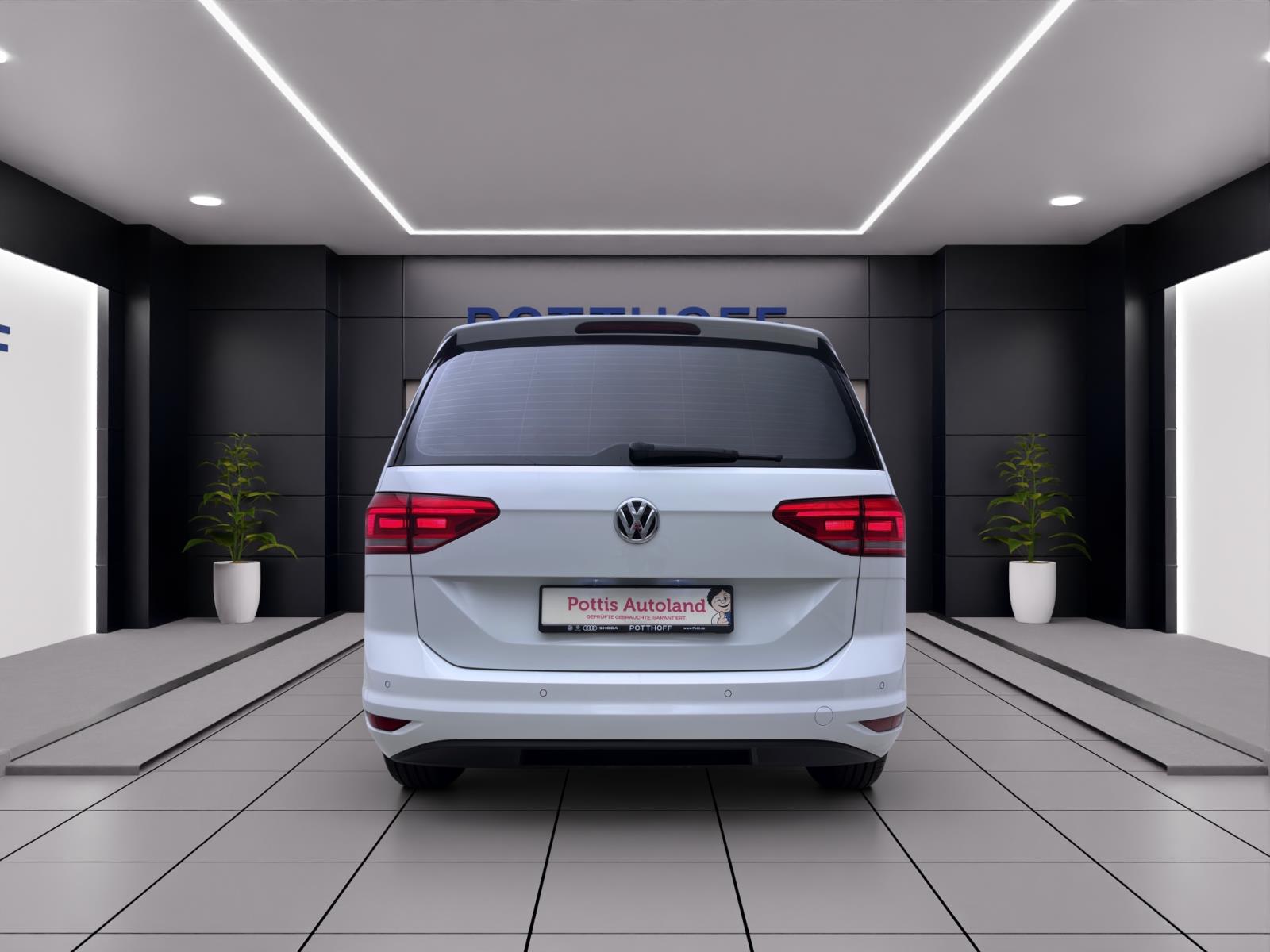 Bild 2: Volkswagen Touran 2.0 TDI DSG COMFORTLINE PANO PDC ACC NAVI