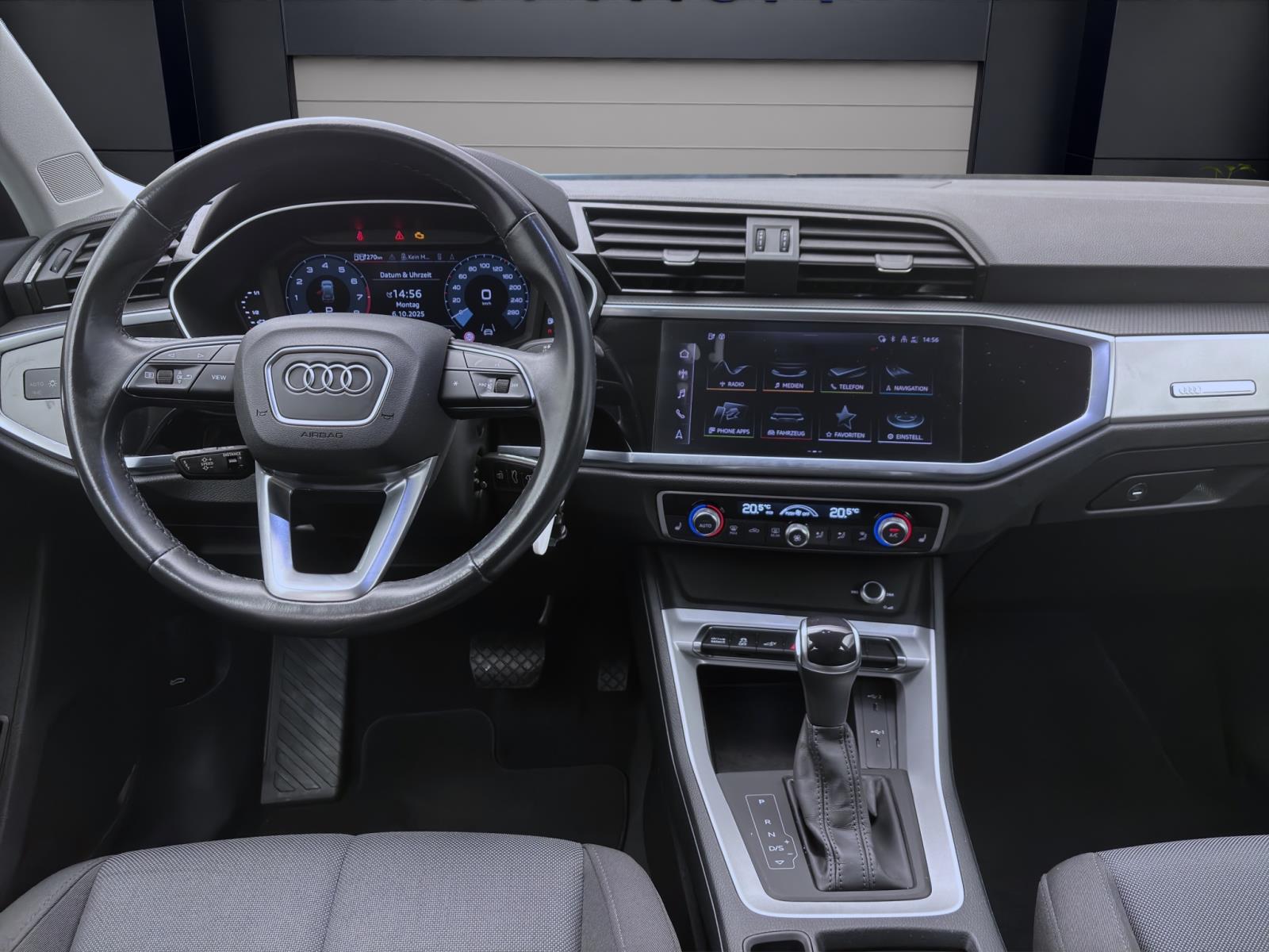 Bild 11: Audi Q3 45 TFSIe ADVANCED NAVI+ PDC SITZHZG KLIMA LED