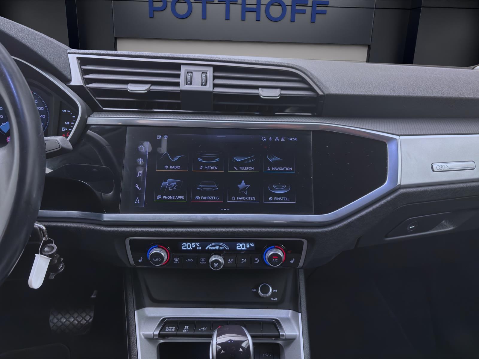 Bild 12: Audi Q3 45 TFSIe ADVANCED NAVI+ PDC SITZHZG KLIMA LED