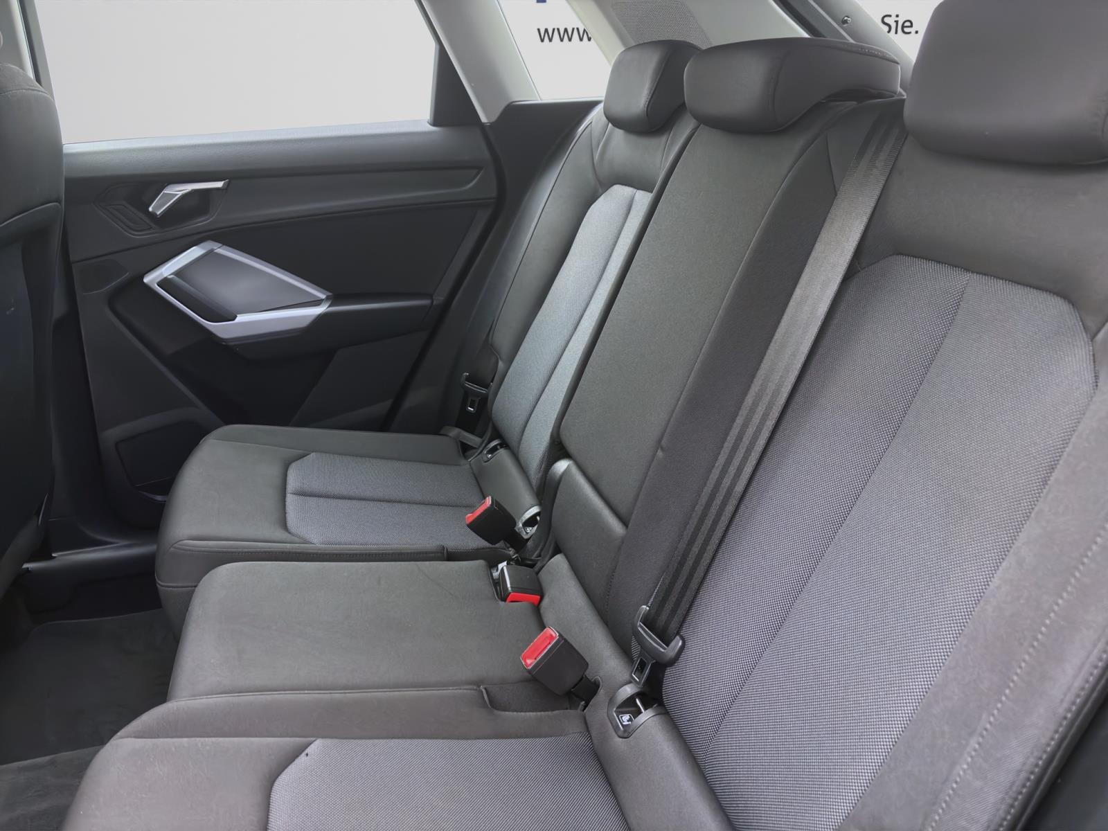 Bild 13: Audi Q3 45 TFSIe ADVANCED NAVI+ PDC SITZHZG KLIMA LED