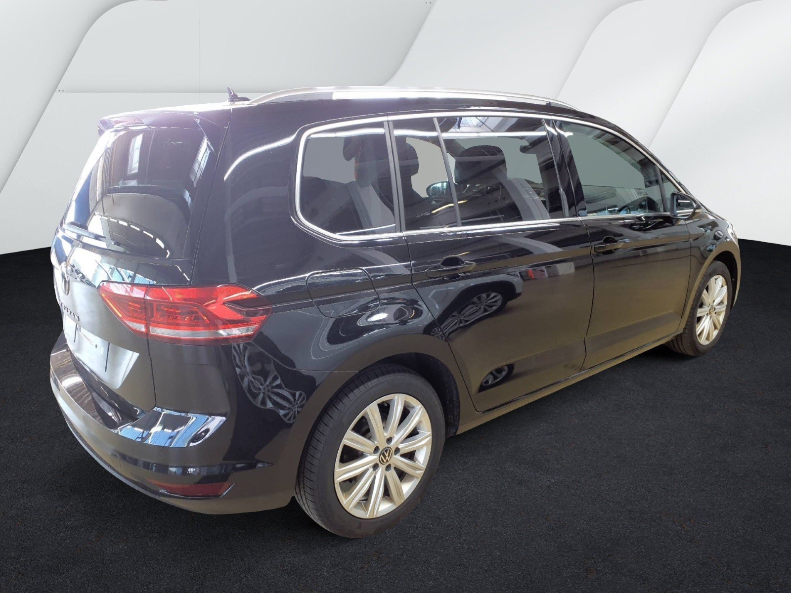 Bild 1: Volkswagen Touran 2.0 TDI DSG HIGHLINE NAVI AHK KAMERA 7S