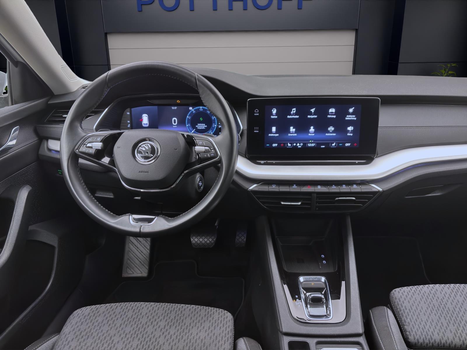 Bild 11: Skoda Octavia Combi 2.0 TDI DSG CLEVER NAVI KAMERA PDC LED