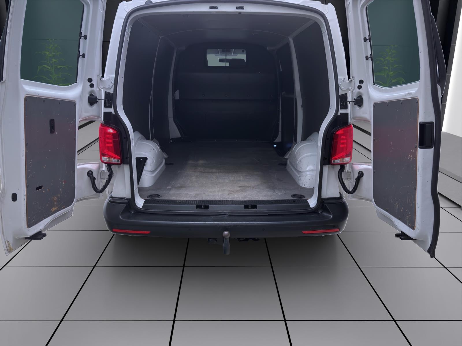 Bild 3: Volkswagen T6.1 Transporter Kasten 2.0 TDI DSG ECO PROFI LANG AHK NAVI KAMERA