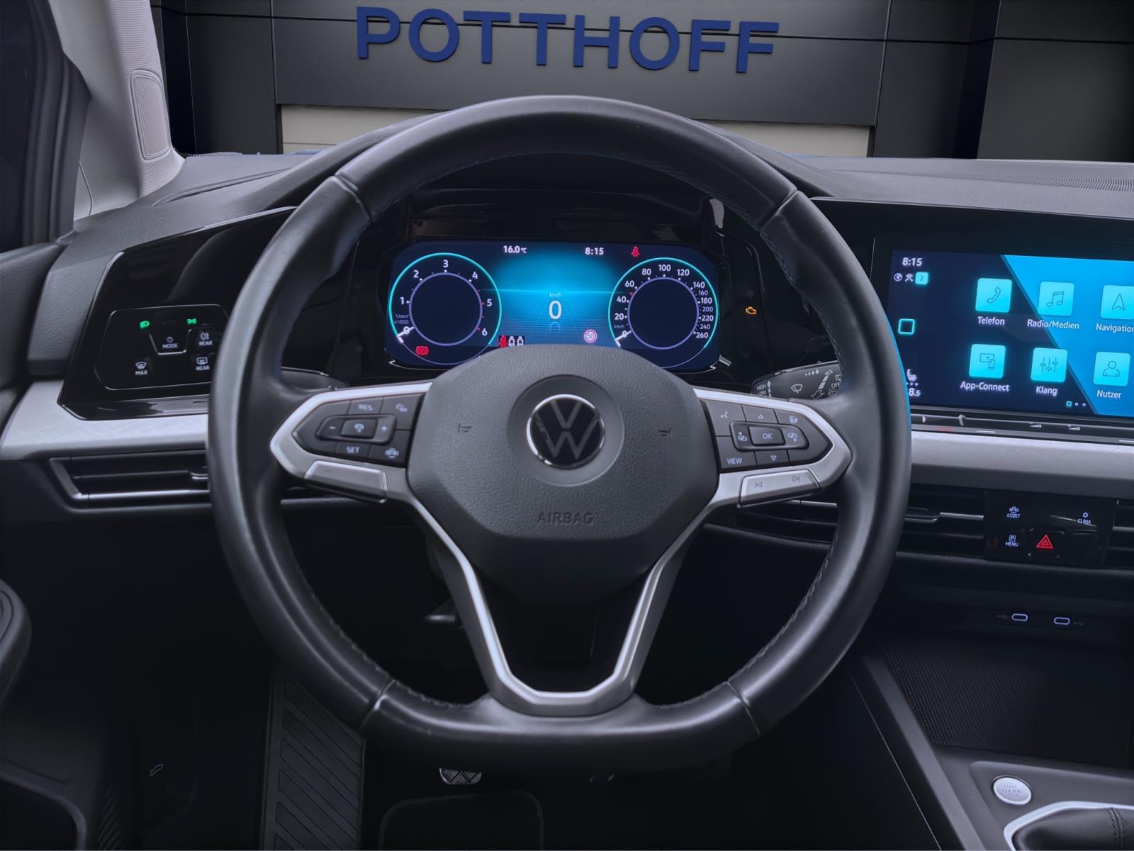 Bild 10: Volkswagen Golf Variant 2.0 TDI LIFE NAVI PDC LED SITZHZG