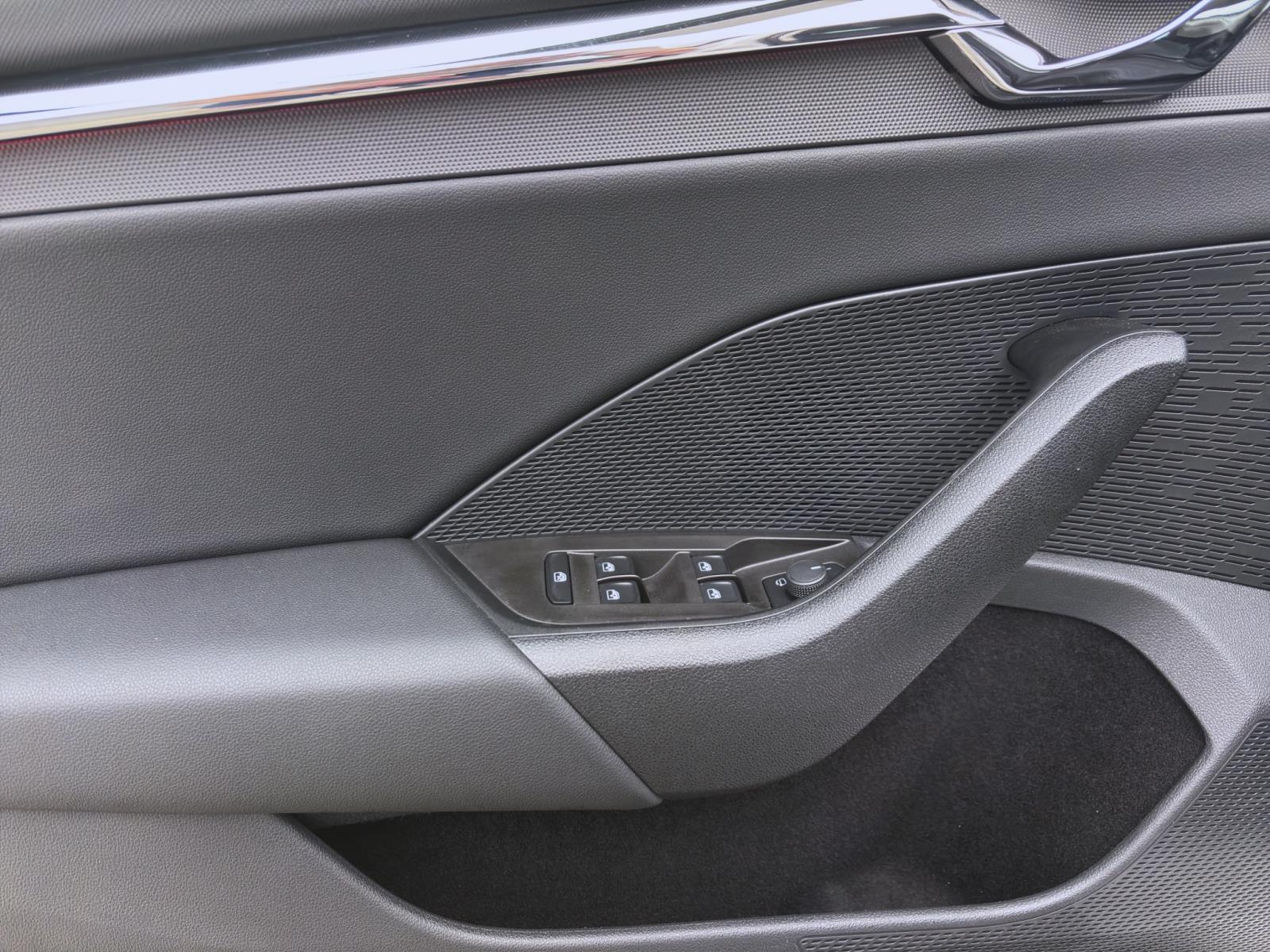 Bild 9: Skoda Octavia Combi 2.0 TDI DSG STYLE NAVI ACC SITZHZG PDC