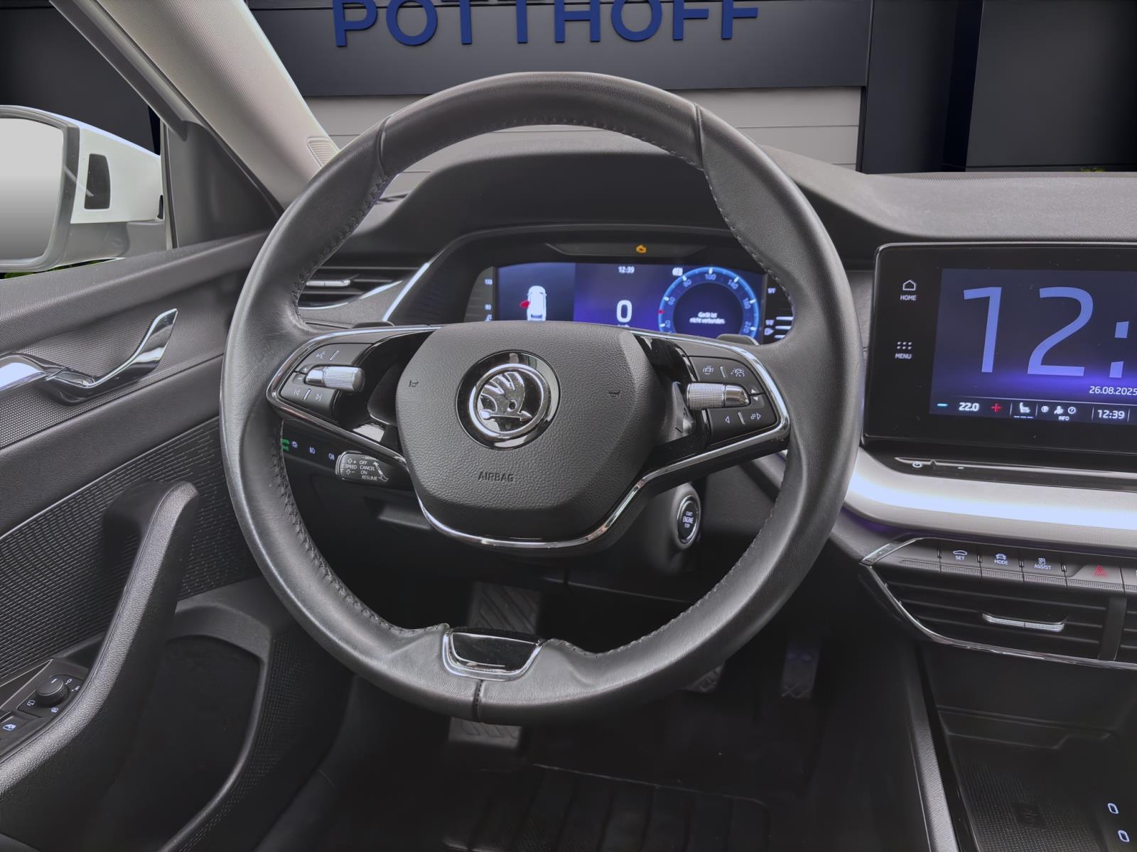 Bild 10: Skoda Octavia Combi 2.0 TDI DSG STYLE NAVI ACC SITZHZG PDC