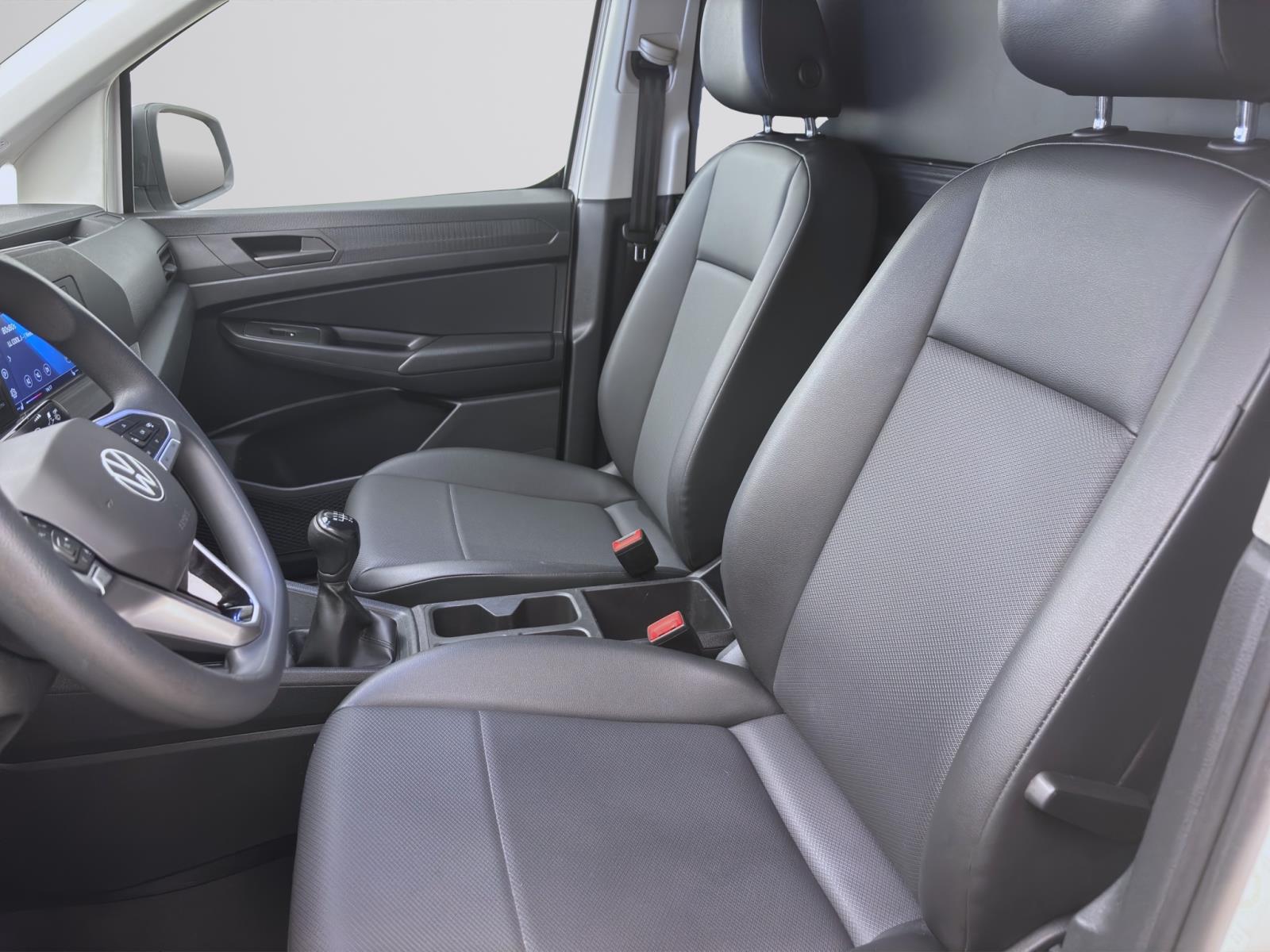 Bild 6: Volkswagen Caddy Cargo 2.0 TDI SITZHZG BLUETOOTH PDC DAB+