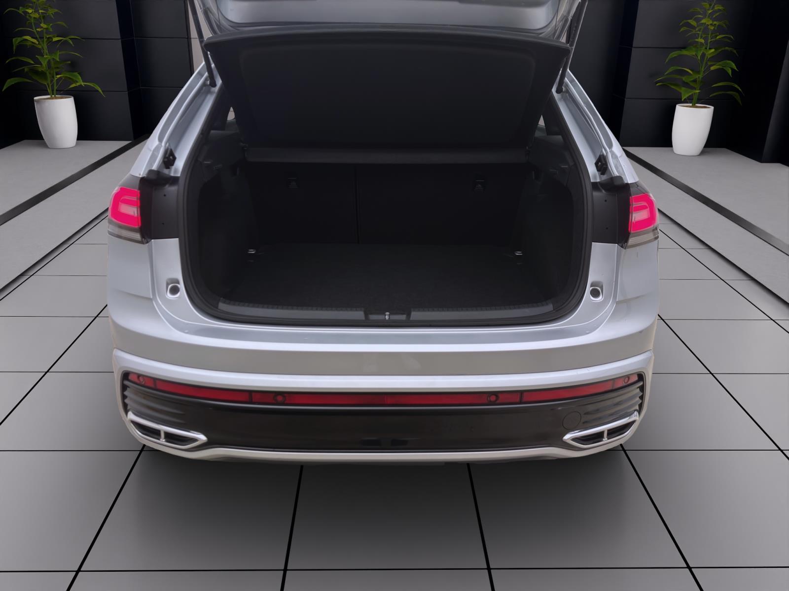 Bild 3: Volkswagen Taigo 1.5 TSI DSG R-LINE IQ.LIGHT ACC SITZHZG