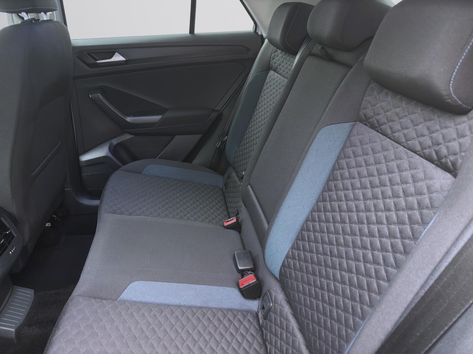 Bild 13: Volkswagen T-Roc 1.5 TSI IQ.DRIVE KAMERA PDC SITZHZG ACC