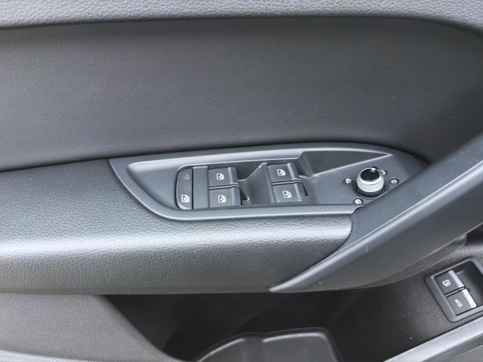 Bild 8: Audi Q5 50 TFSIe Q S LINE LM20 VIRTUAL NAVI LED