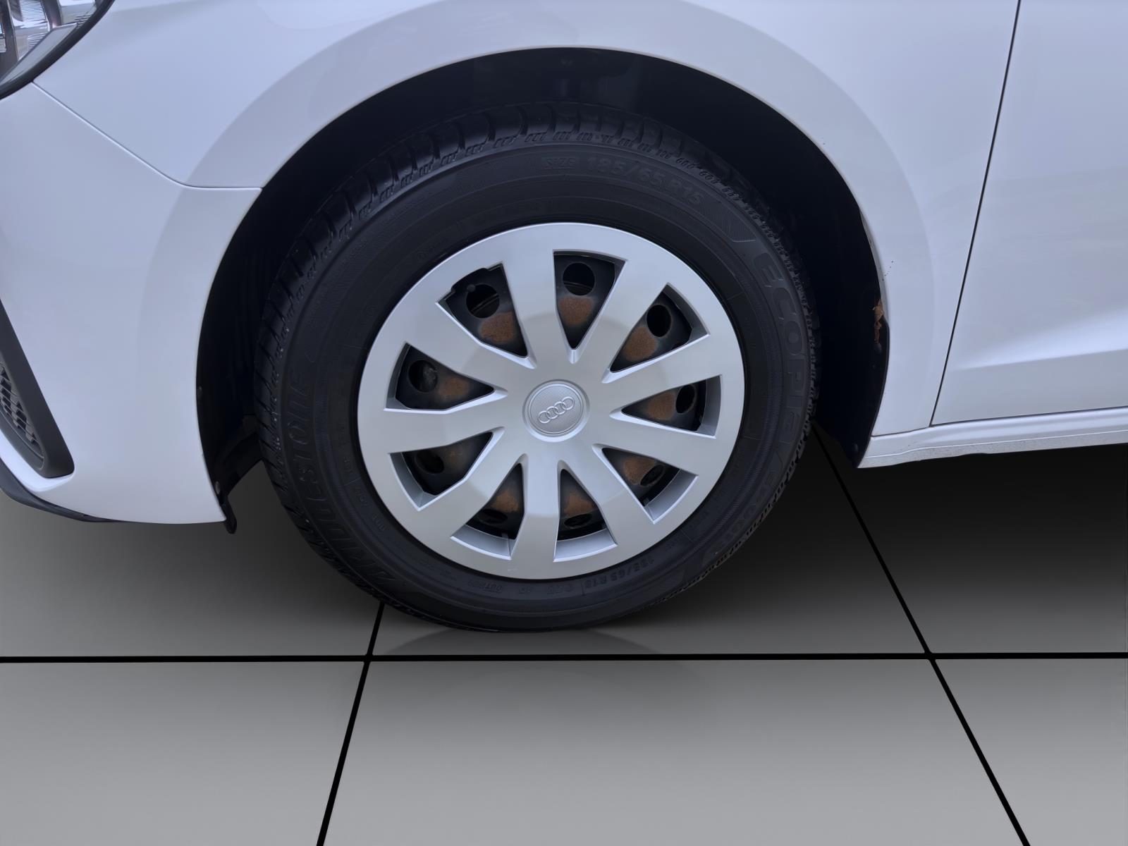 Bild 7: Audi A1 Sportback 25 TFSI PDC DAB+ SHZG VIRTUAL