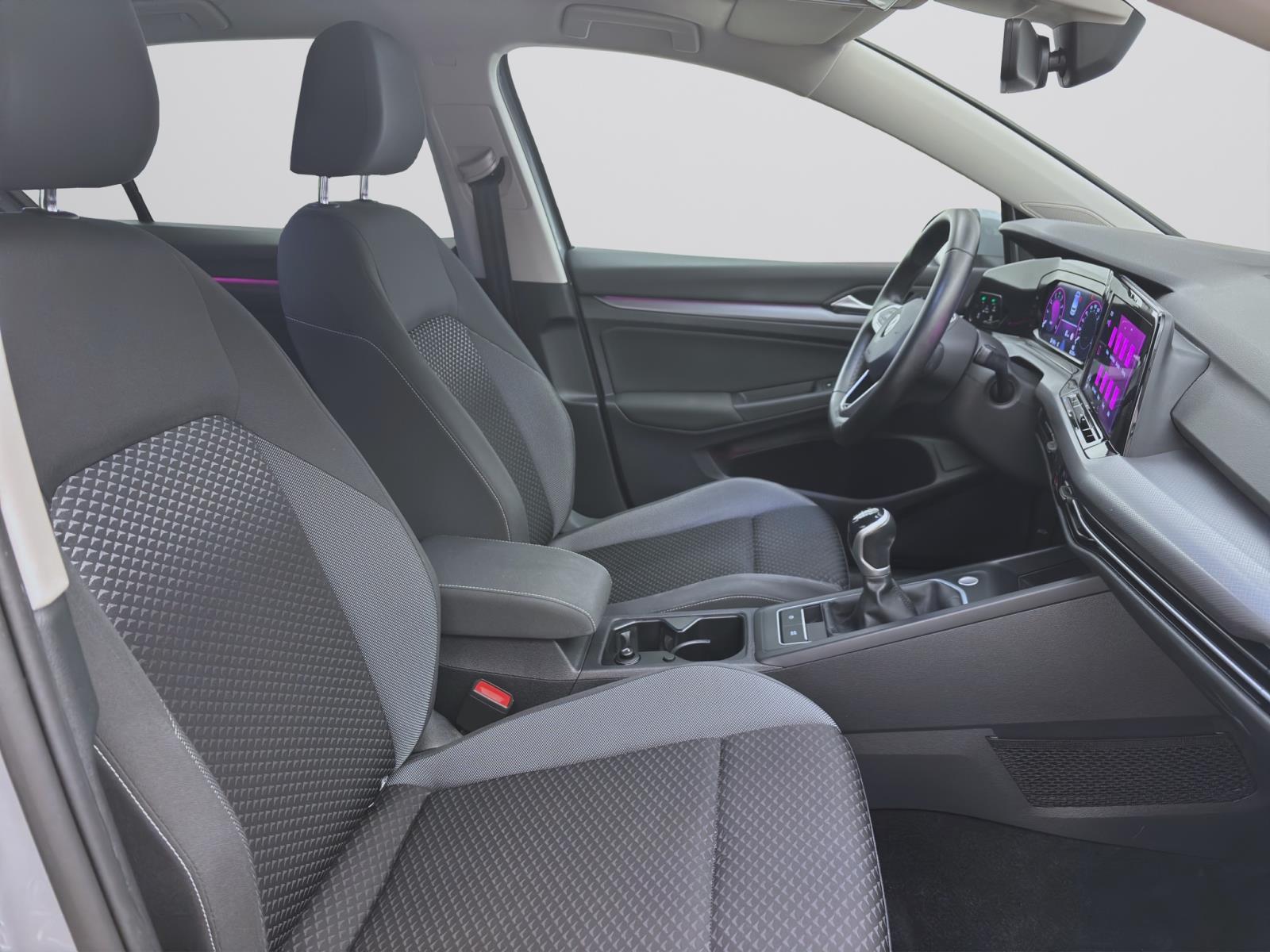 Bild 14: Volkswagen Golf 1.5 TSI ACTIVE NAVI PDC SITZHZG KLIMA