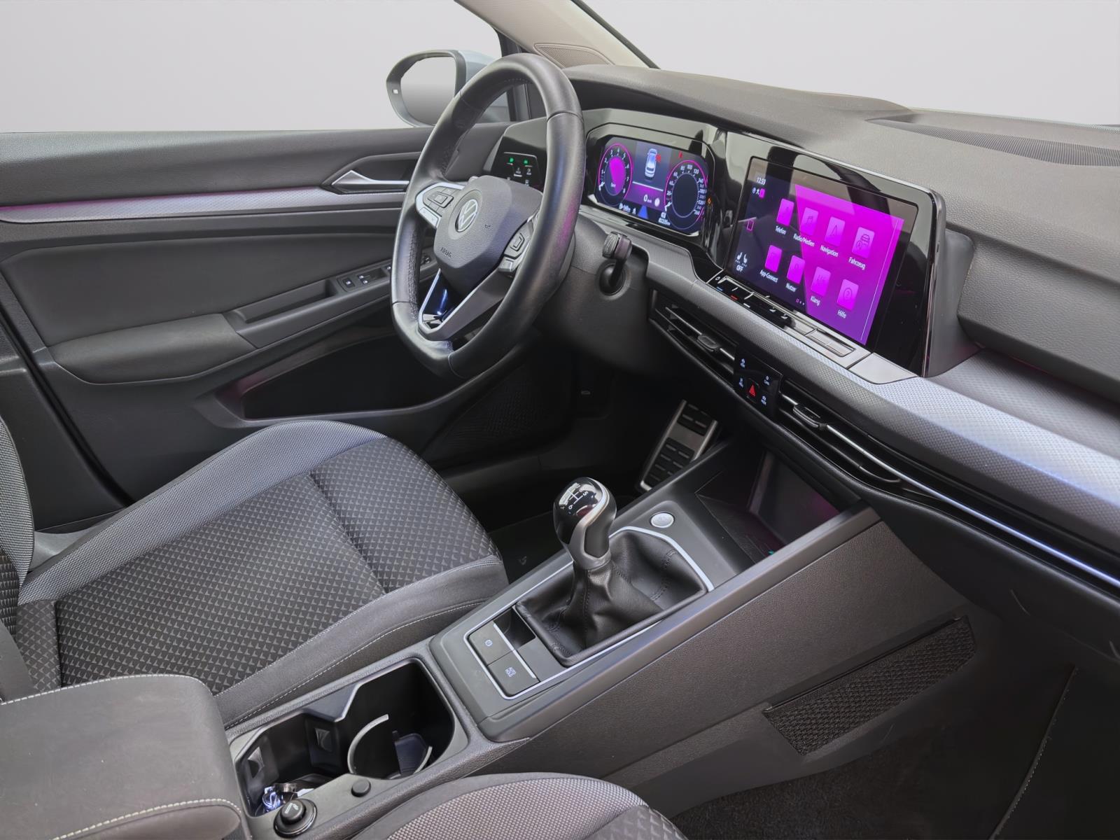 Bild 15: Volkswagen Golf 1.5 TSI ACTIVE NAVI PDC SITZHZG KLIMA