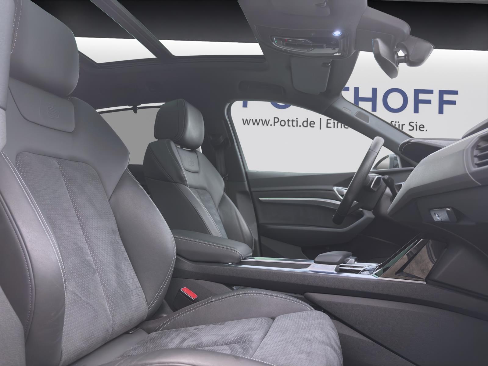 Bild 15: Audi e-tron 55 Q S LINE PANO MATRIX NAVI+ LM21 PDC