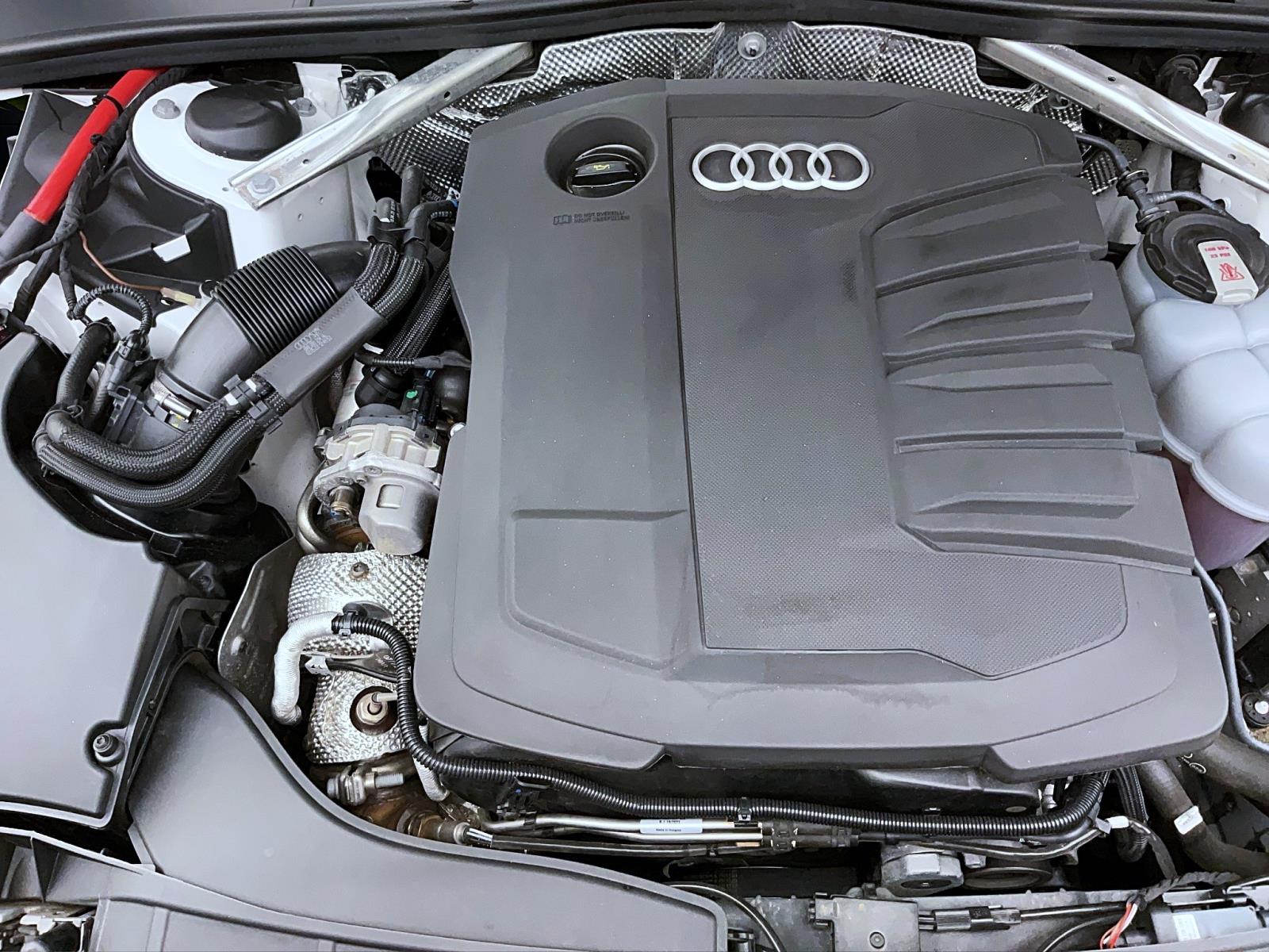 Bild 16: Audi A4 Avant 40 TDI S LINE PANO AHK KAMERA PDC