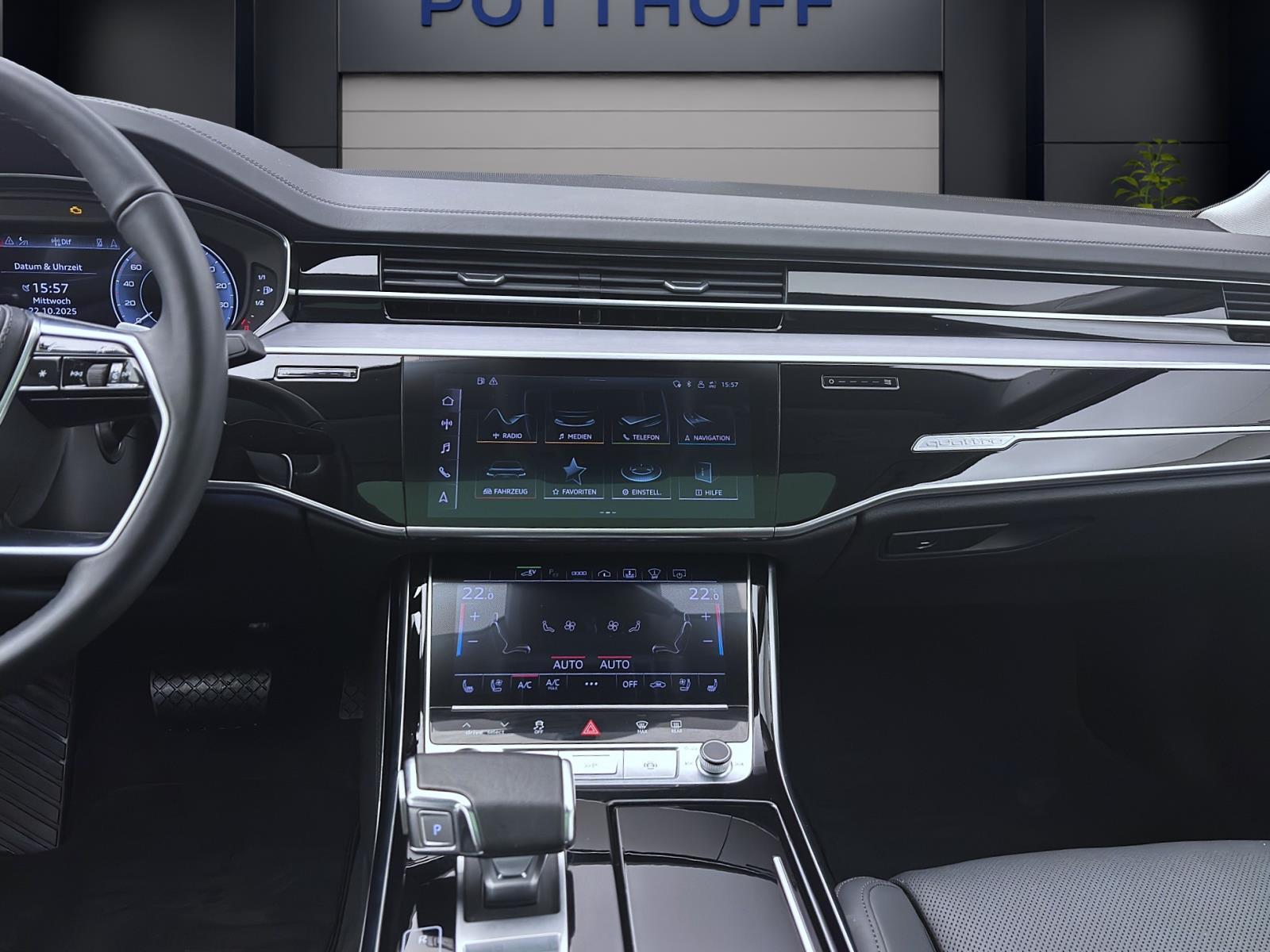 Bild 12: Audi A8 60 TFSIe Q PANO HD-MATRIX PDC SITZHZG