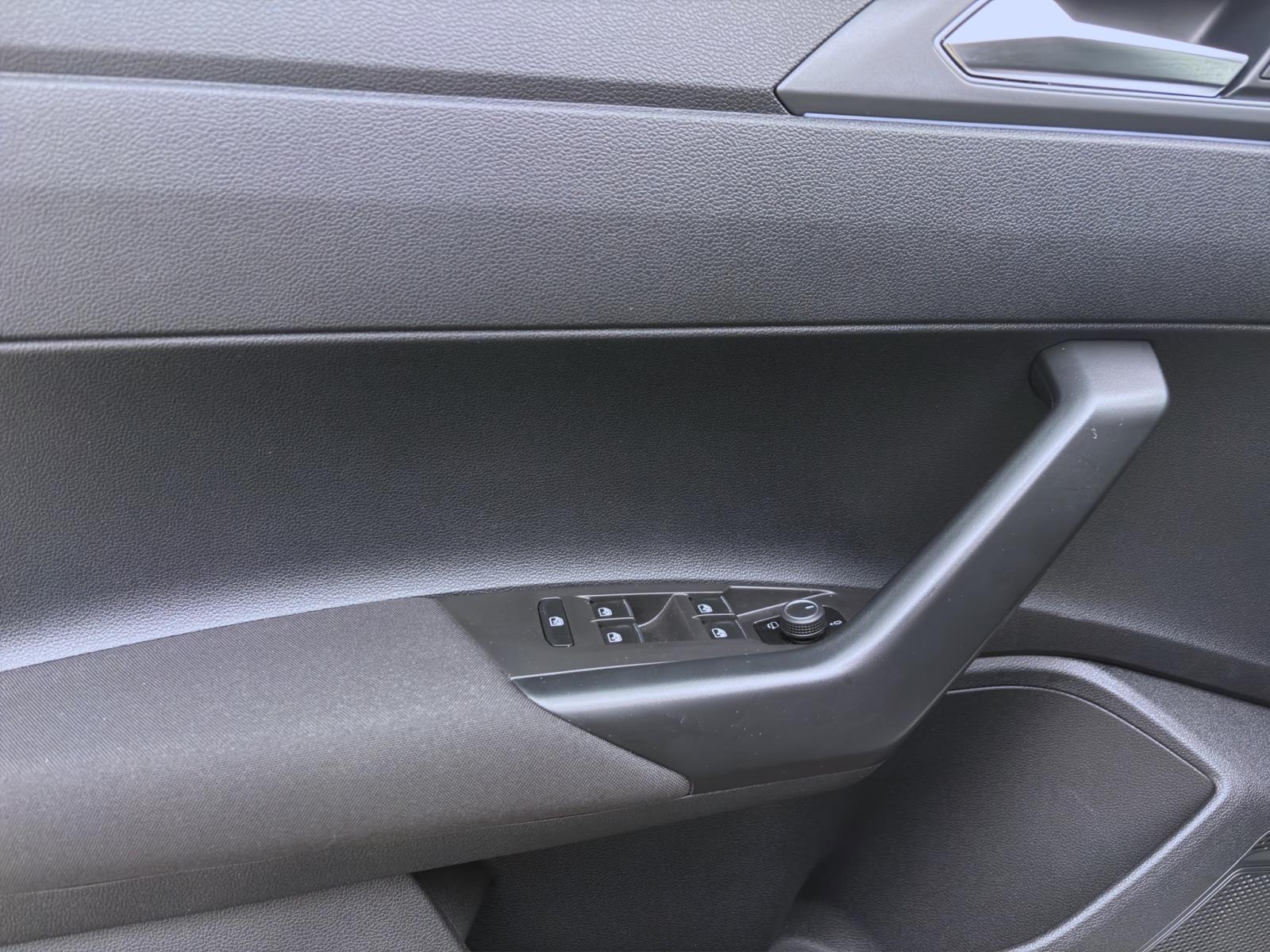 Bild 9: Volkswagen Polo 1.0 TSI R-LINE PDC LED SITZHZG KLIMA