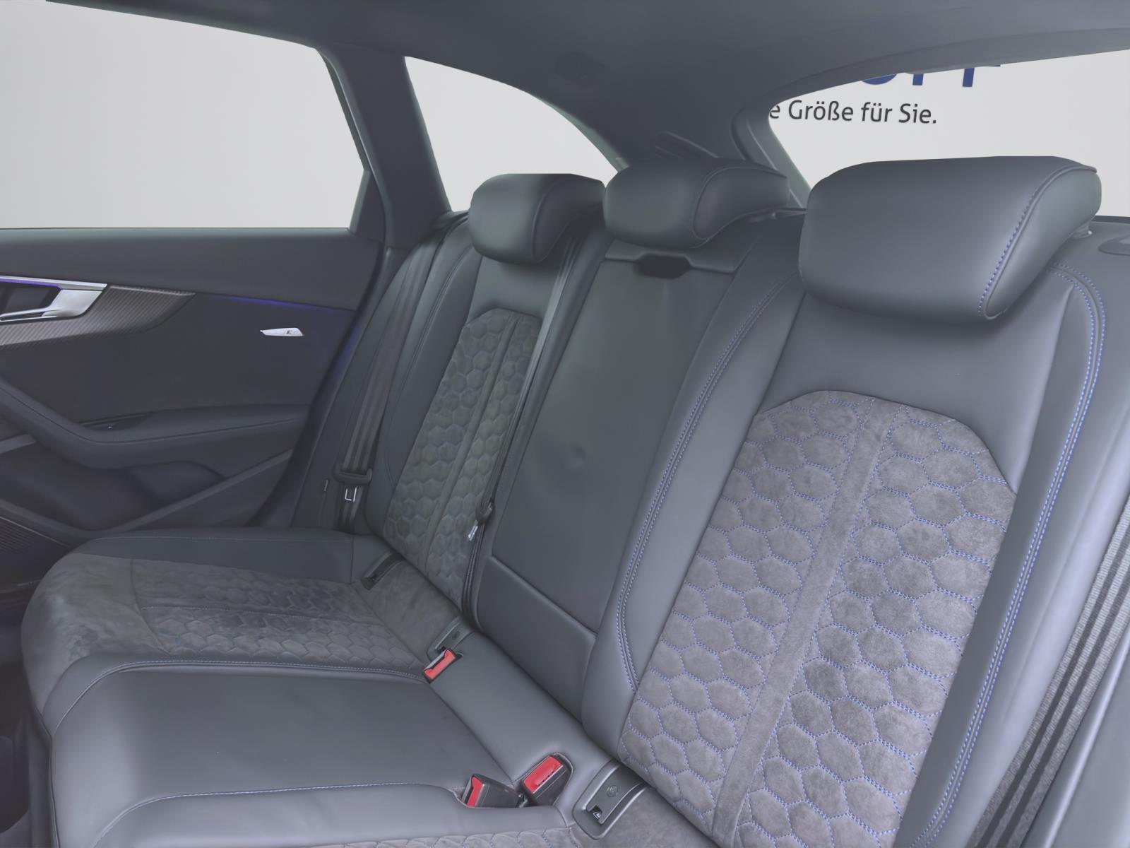 Bild 14: Audi RS4 Avant Q 25 JAHRE RS EDITION LM20 HuD MATRIX OPS