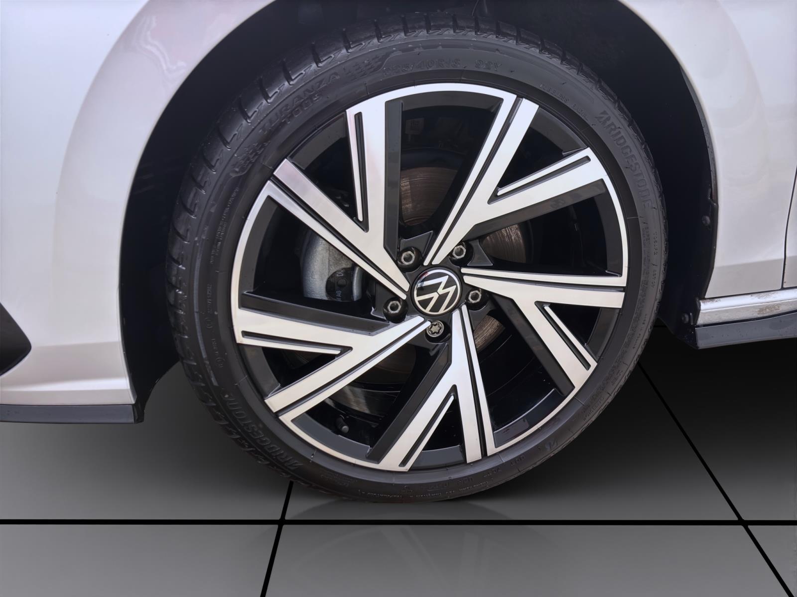 Bild 7: Volkswagen Golf Variant 1.5 eTSI DSG R-LINE KAMERA PDC NAVI ACC