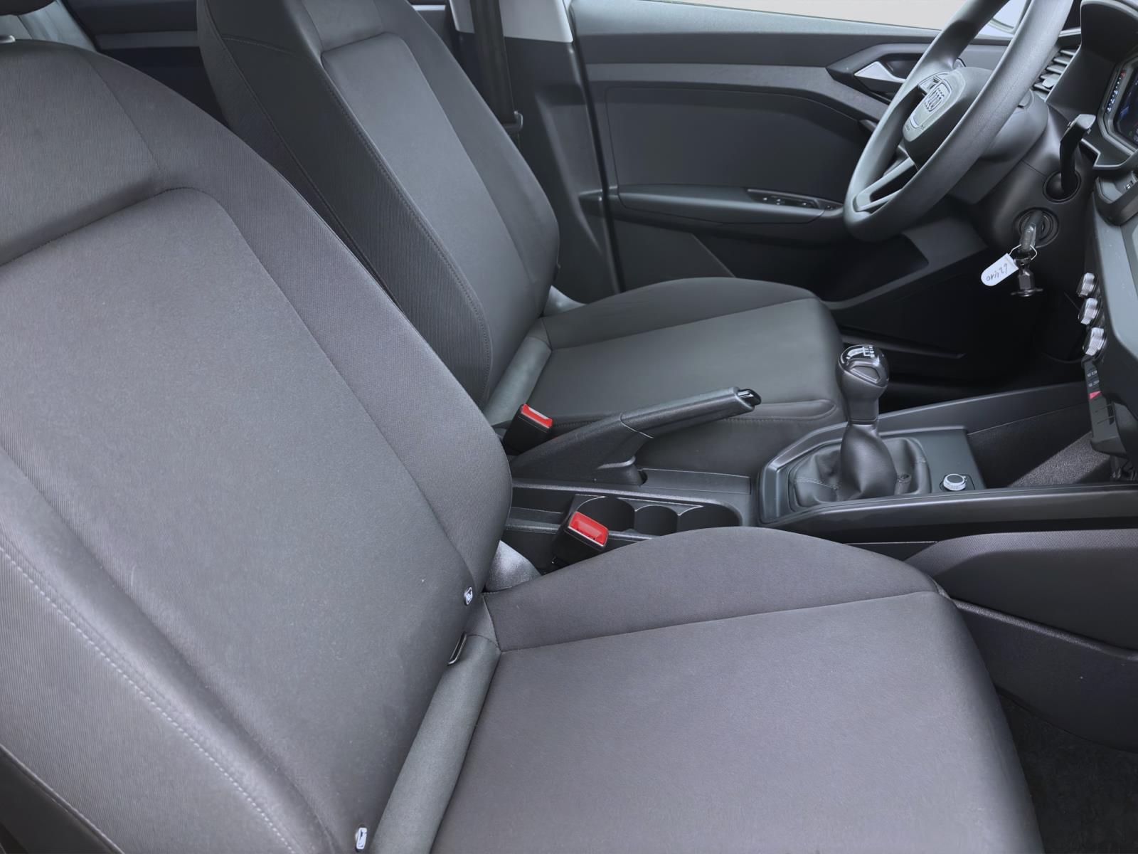 Bild 15: Audi A1 Sportback 25 TFSI SITZHZG KLIMA PDC