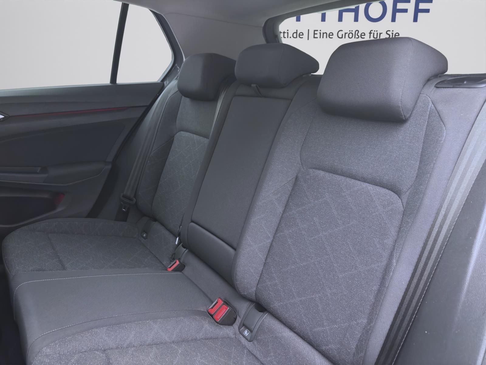 Bild 14: Volkswagen Golf 1.5 TSI LIFE PDC SITZHZG LED KLIMA