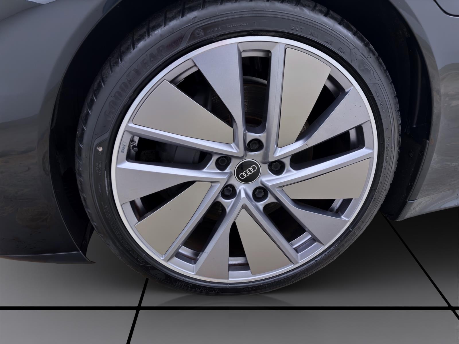 Bild 6: Audi e-tron GT KAMERA NAVI+ HuD PANO LM21