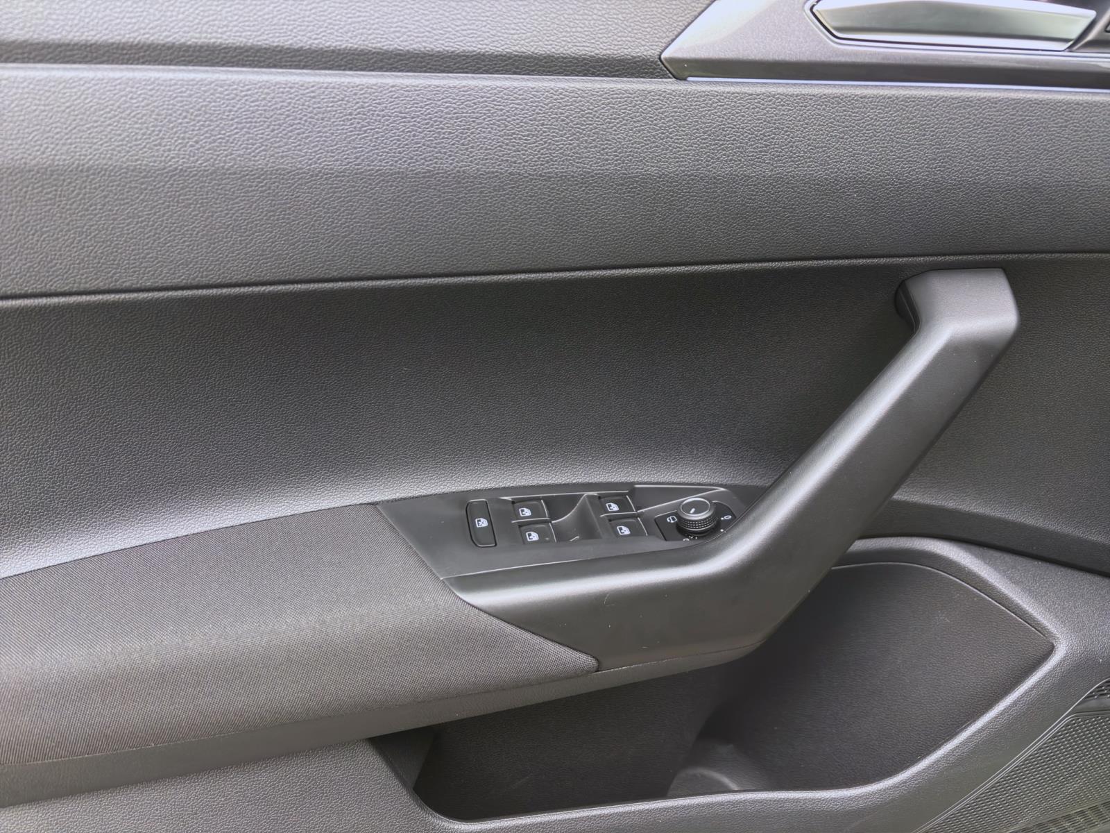 Bild 9: Volkswagen Taigo 1.0 TSI DSG STYLE KAMERA IQ.LIGHT PDC ACC