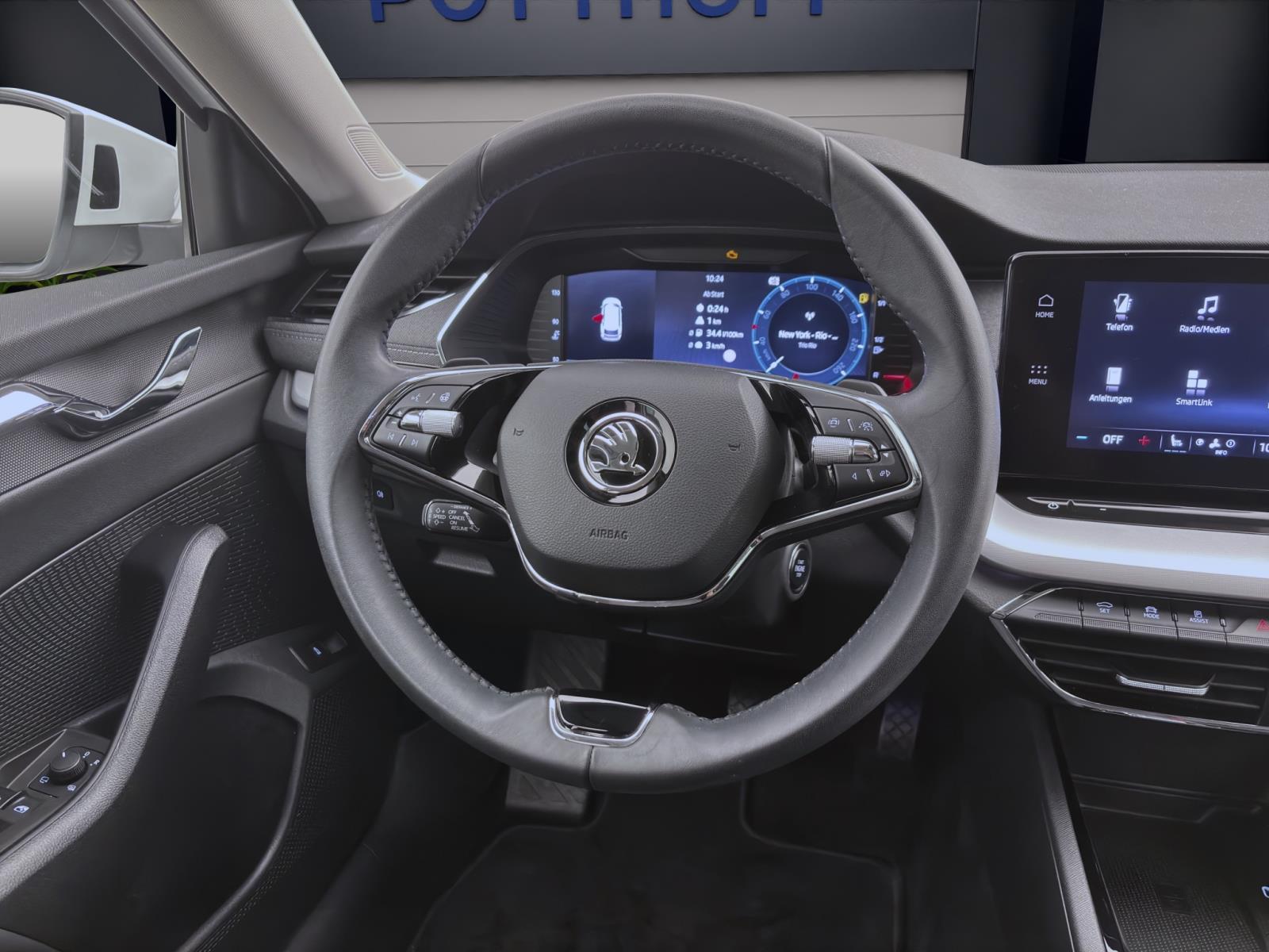 Bild 10: Skoda Octavia Combi 2.0 TDI DSG STYLE MATRIX KAMERA ACC PDC