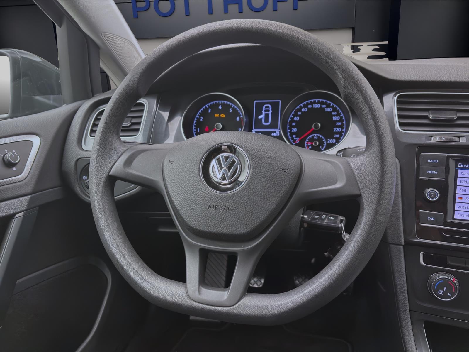 Bild 10: Volkswagen Golf Variant 1.0 TSI TRENDLINE PDC KLIMA LED