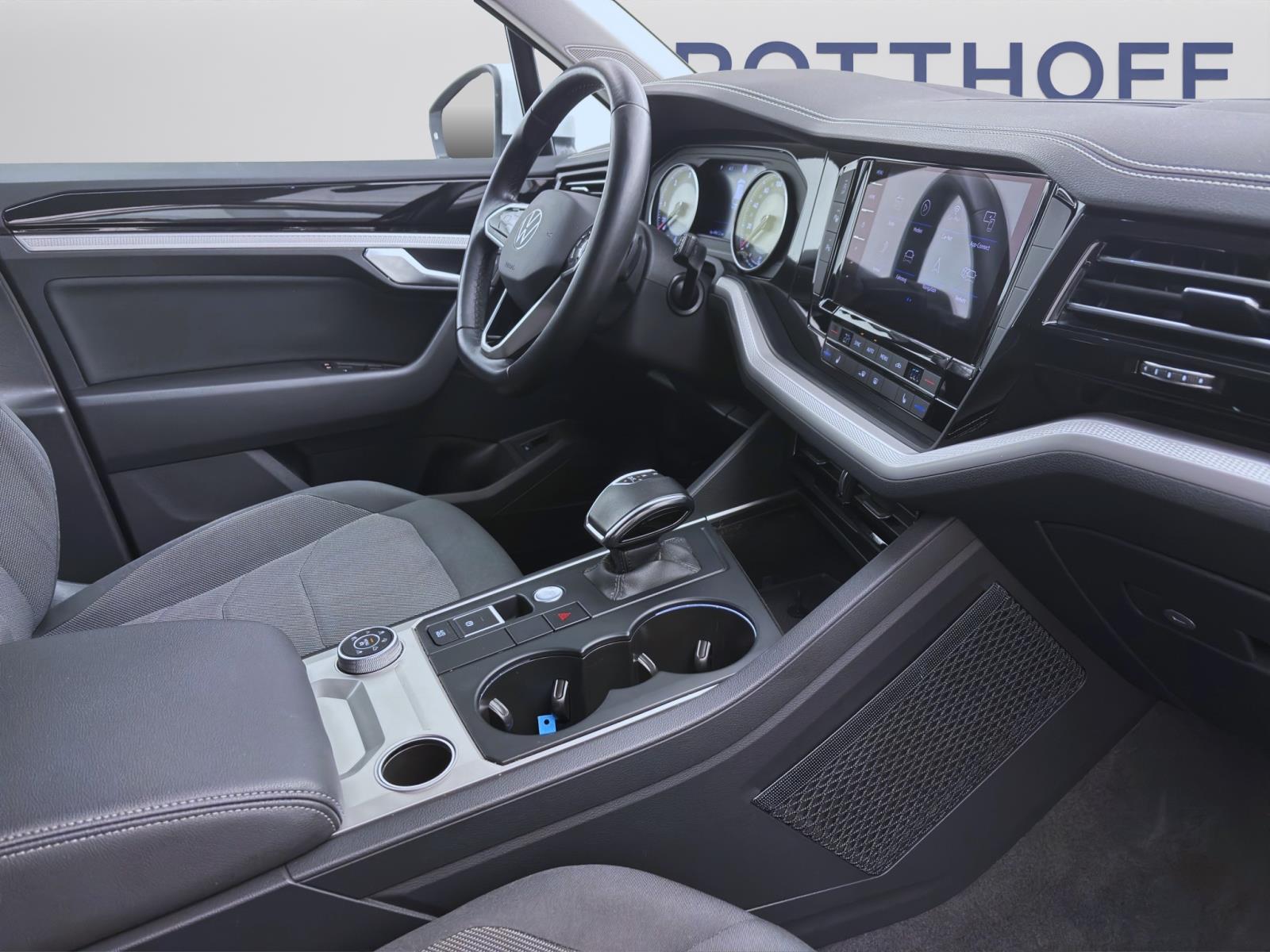 Bild 16: Volkswagen Touareg 3.0 TDI DSG 4M AHK KAMERA PDC NAVI KLIMA