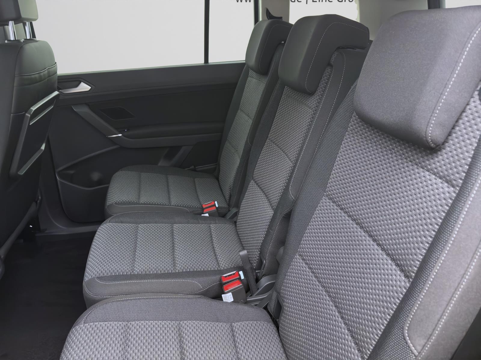 Bild 13: Volkswagen Touran 1.5 TSI DSG COMFORTLINE LM17 NAVI PDC 7S KLIMA