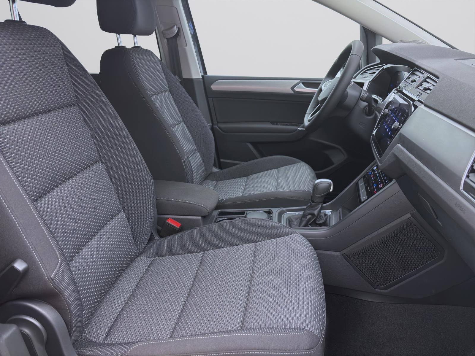 Bild 14: Volkswagen Touran 1.5 TSI DSG COMFORTLINE LM17 NAVI PDC 7S KLIMA