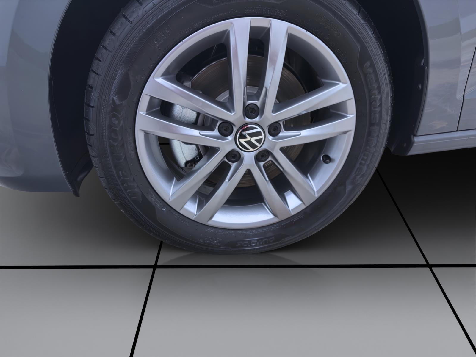 Bild 7: Volkswagen Touran 1.5 TSI DSG COMFORTLINE LM17 NAVI PDC ACC KLIMA