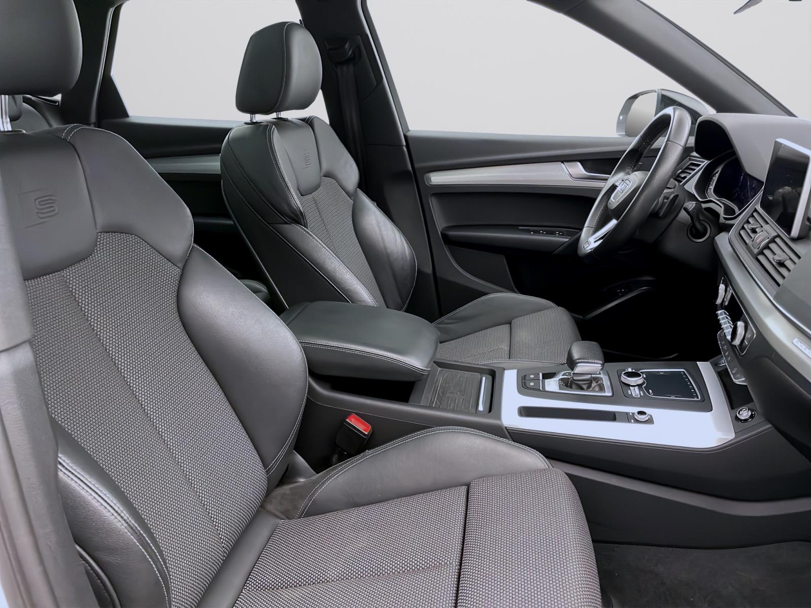 Bild 13: Audi Q5 50 TFSIe Q S LINE AHK PANO MATRIX NAVI