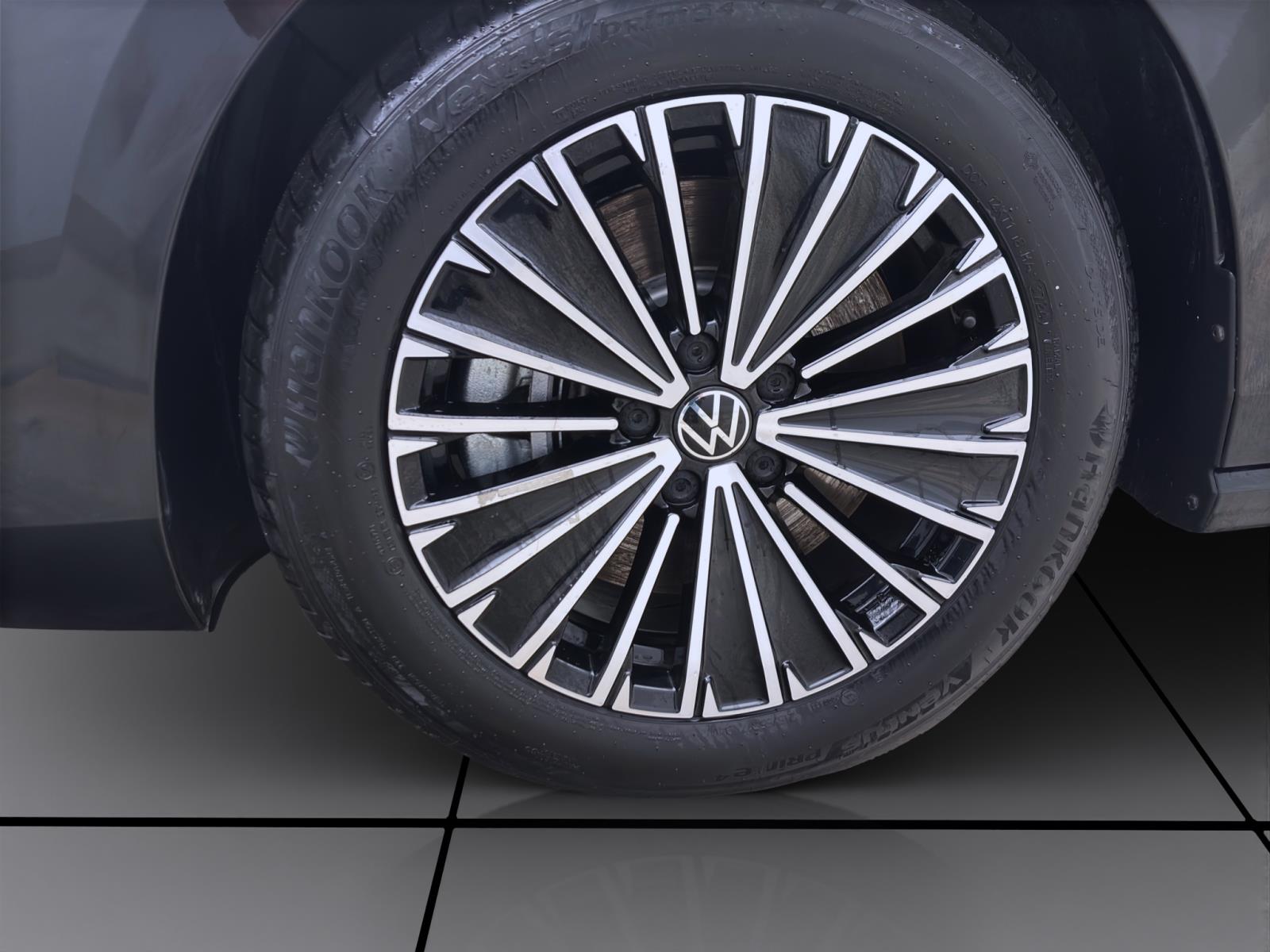 Bild 7: Volkswagen Passat Variant 1.5 TSI eHybird DSG ELEGANCE IQ.LIGHT AHK KAMERA