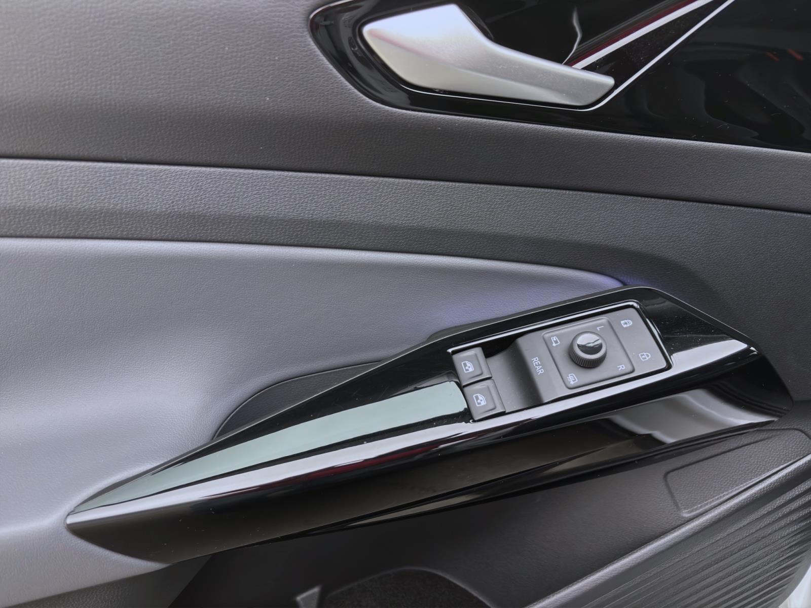 Bild 9: Volkswagen ID.4 PRO PERFORMANCE NAVI IQ.LIGHT ACC SITZHZG