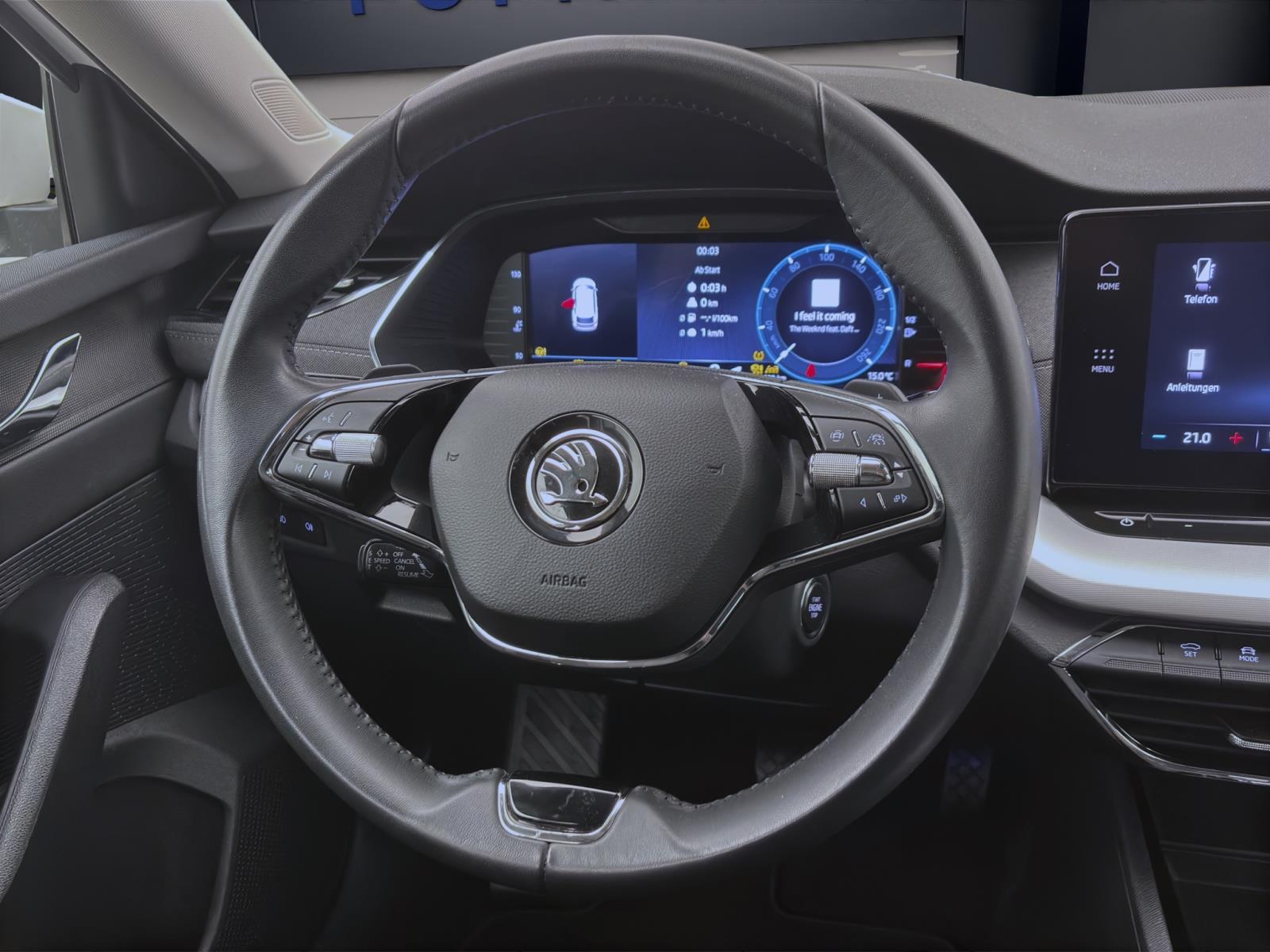 Bild 10: Skoda Octavia Combi 2.0 TDI DSG STYLE NAVI PDC SITZHZG LED