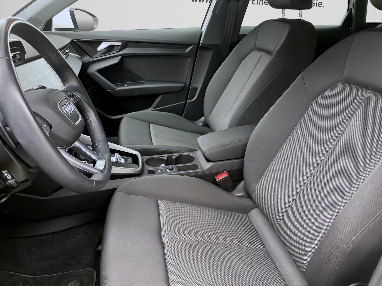 Bild 8: Audi A3 Sportback 30 TDI ADVANCED NAVI SITZHZG PDC HUD