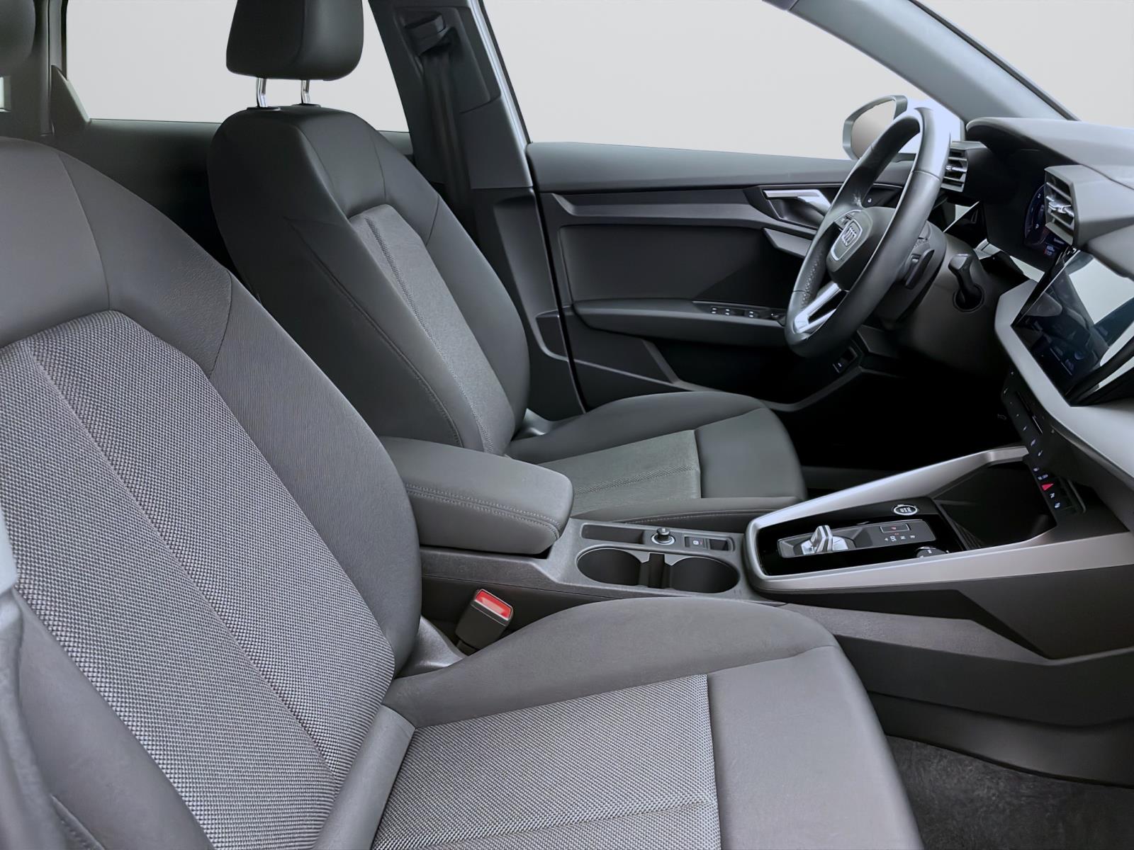 Bild 14: Audi A3 Sportback 30 TDI ADVANCED NAVI SITZHZG PDC HUD