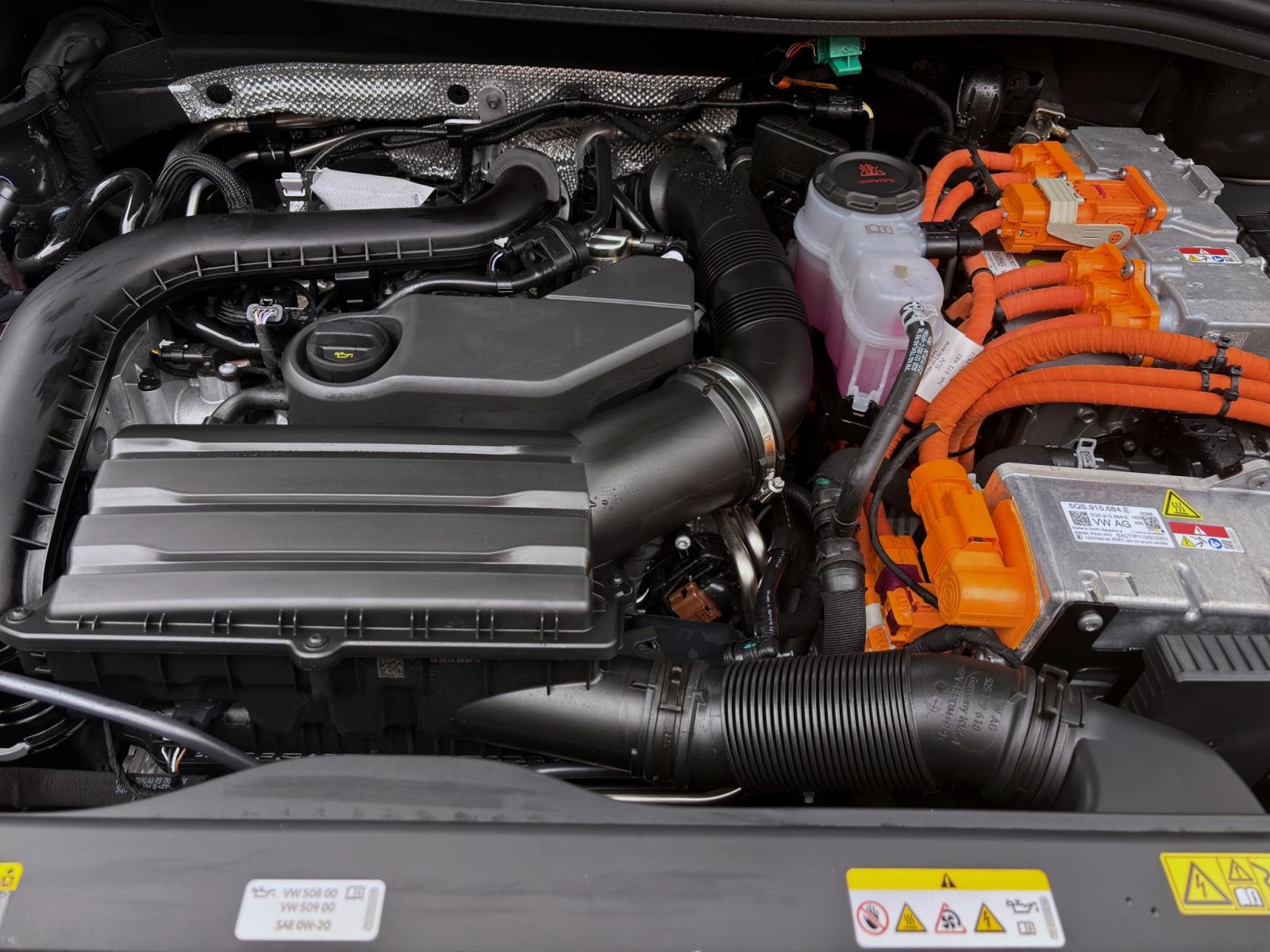 Bild 16: Volkswagen Tiguan 1.5 TSI eHybrid ELEGANCE NAVI LEDER AHK KAMERA